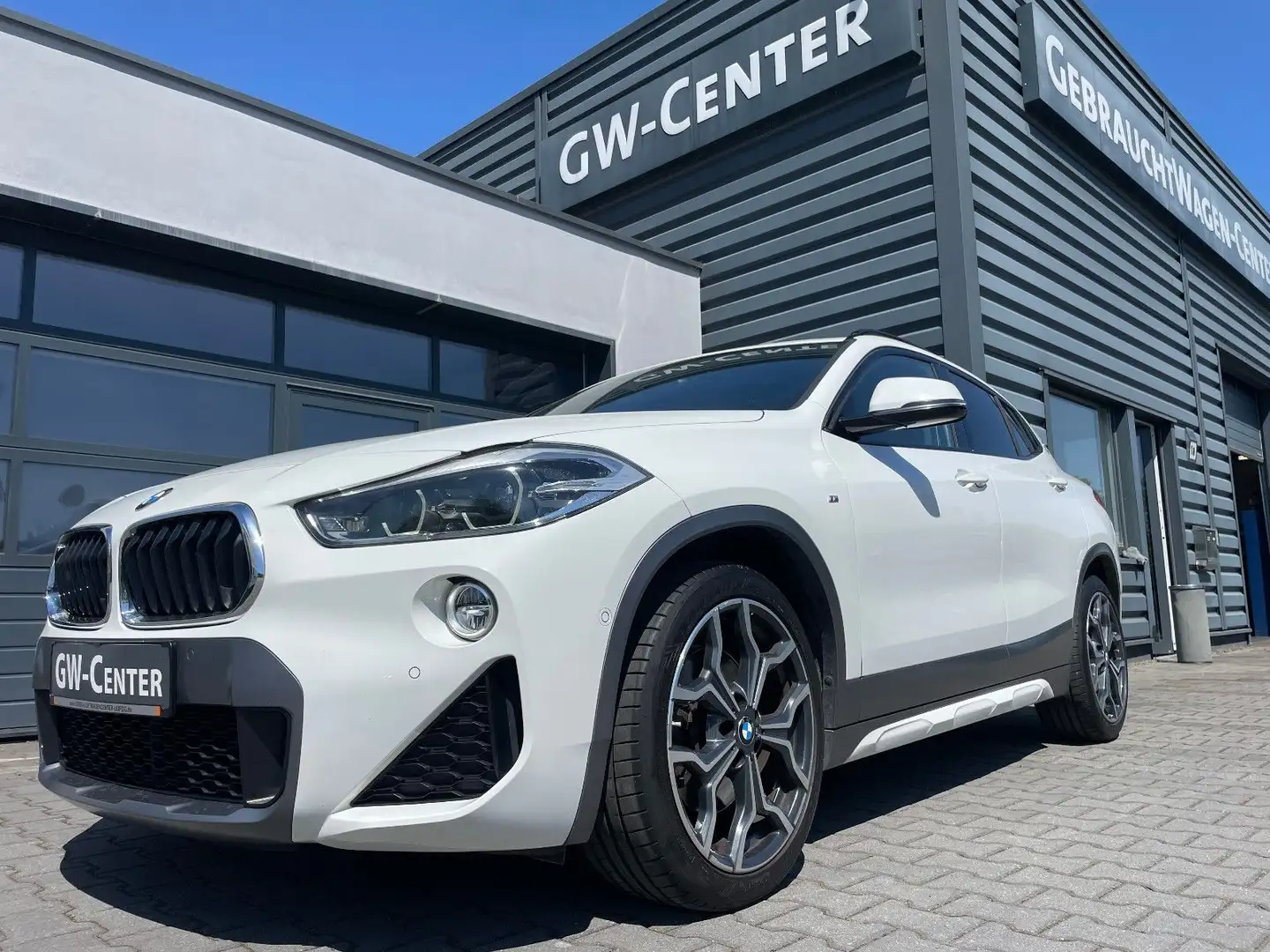 BMW X2 xDrive 20 d M Sport Paket - LED - Navi - Wit - 1