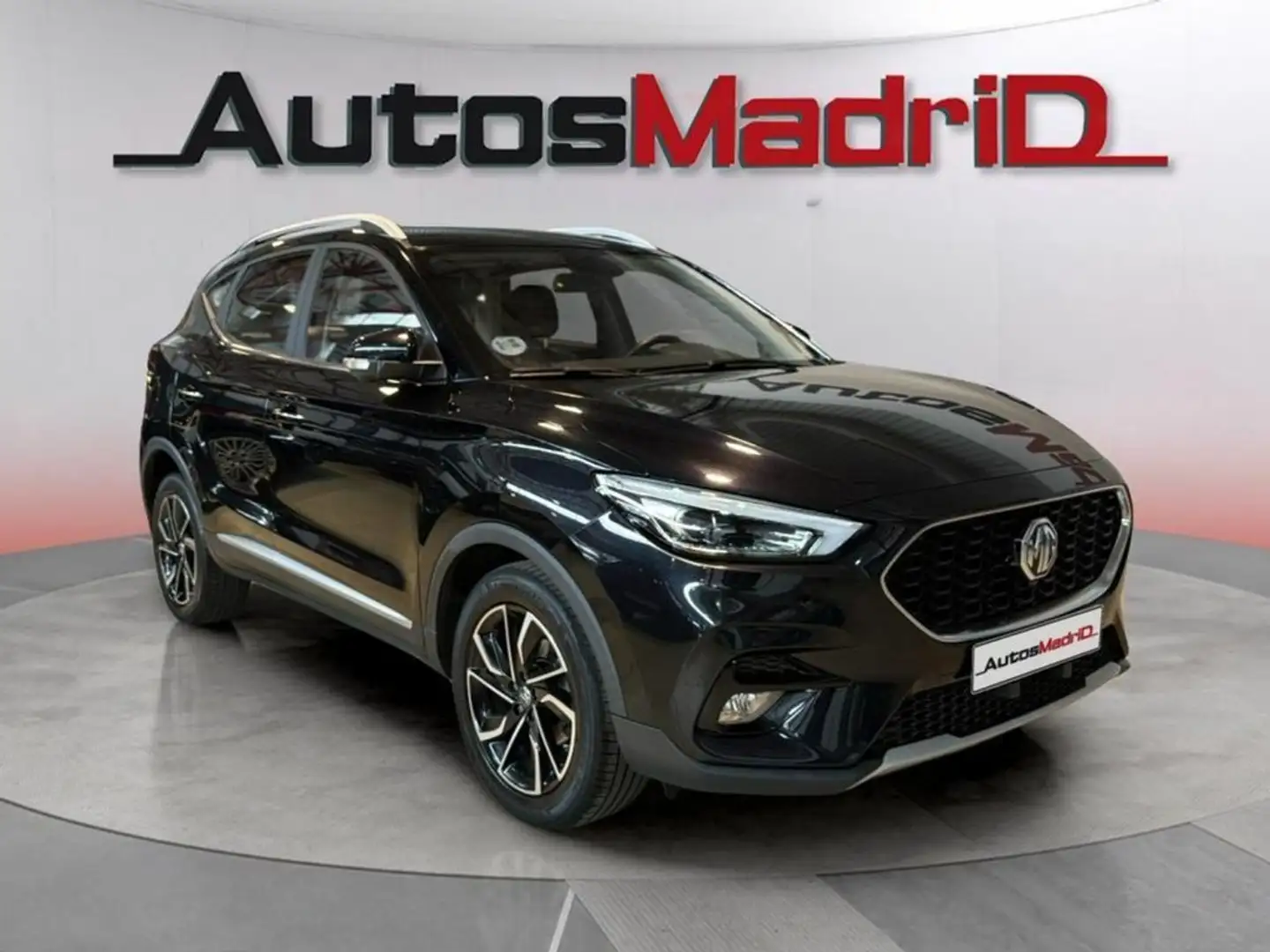 MG ZS 1.5 Luxury Negro - 1