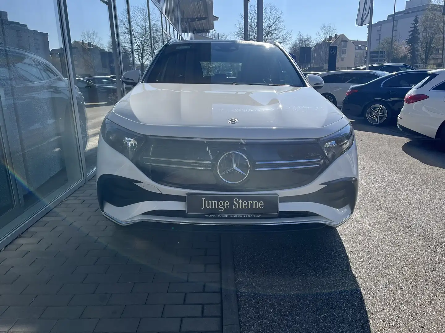 Mercedes-Benz EQA 350 EQA 350 4M AMG *KAMERA*EASY*AMBI*LED*DAB*TEMPO* Blanc - 2