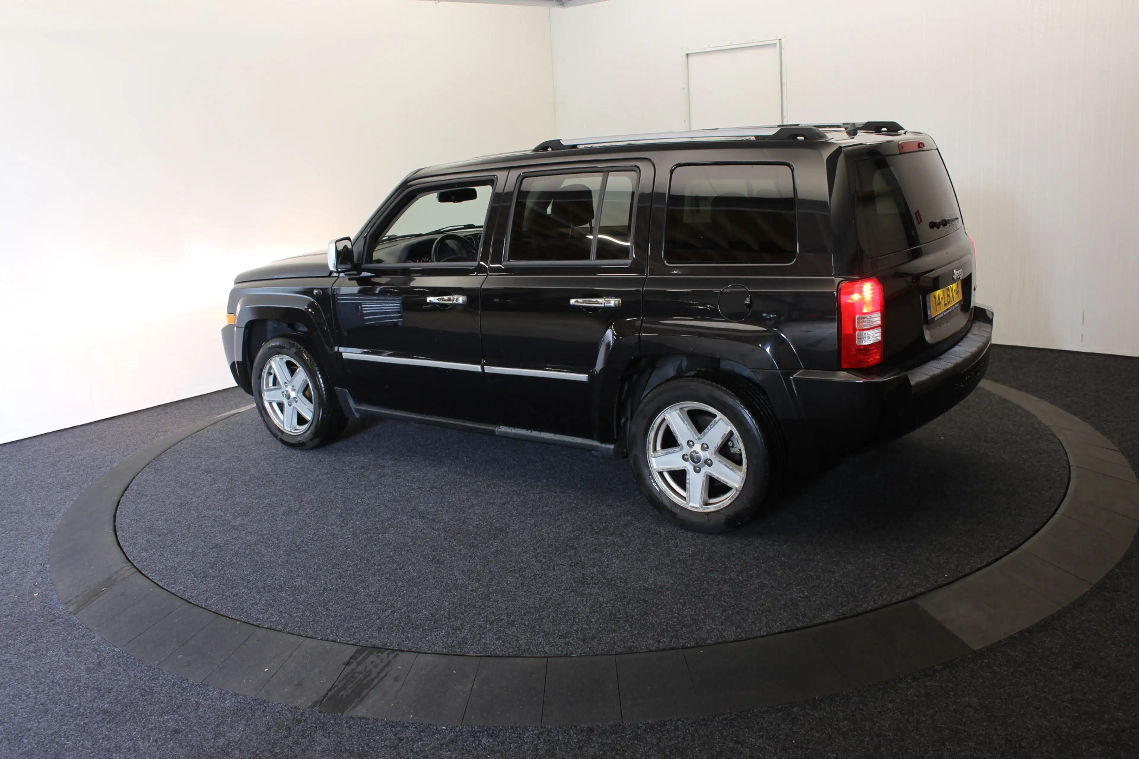 Jeep Patriot 2.4 Limited Liberty 4x4 Vol Leder Automaat — photo 11