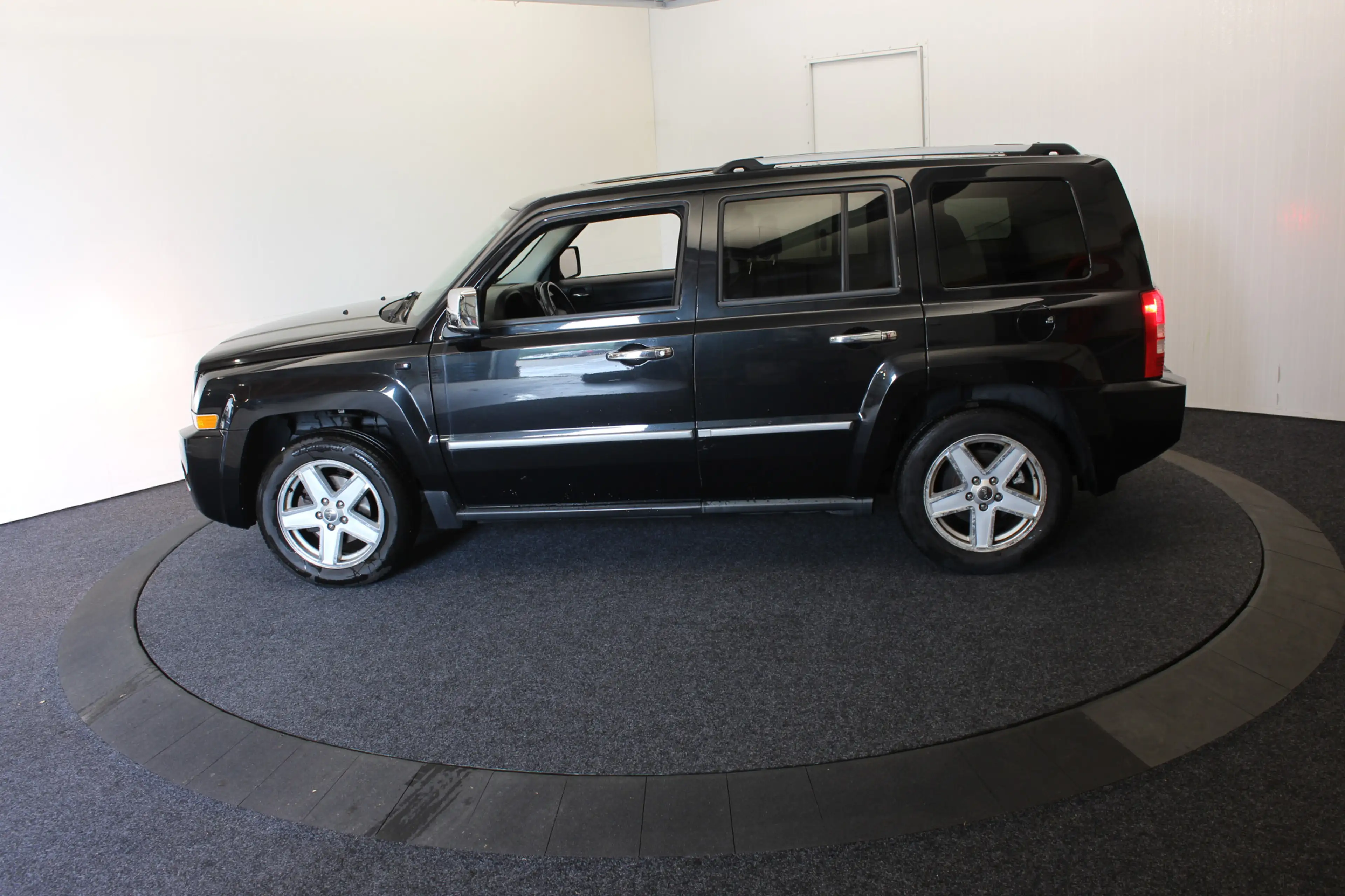 Jeep Patriot 2.4 Limited Liberty 4x4 Vol Leder Automaat — photo 6