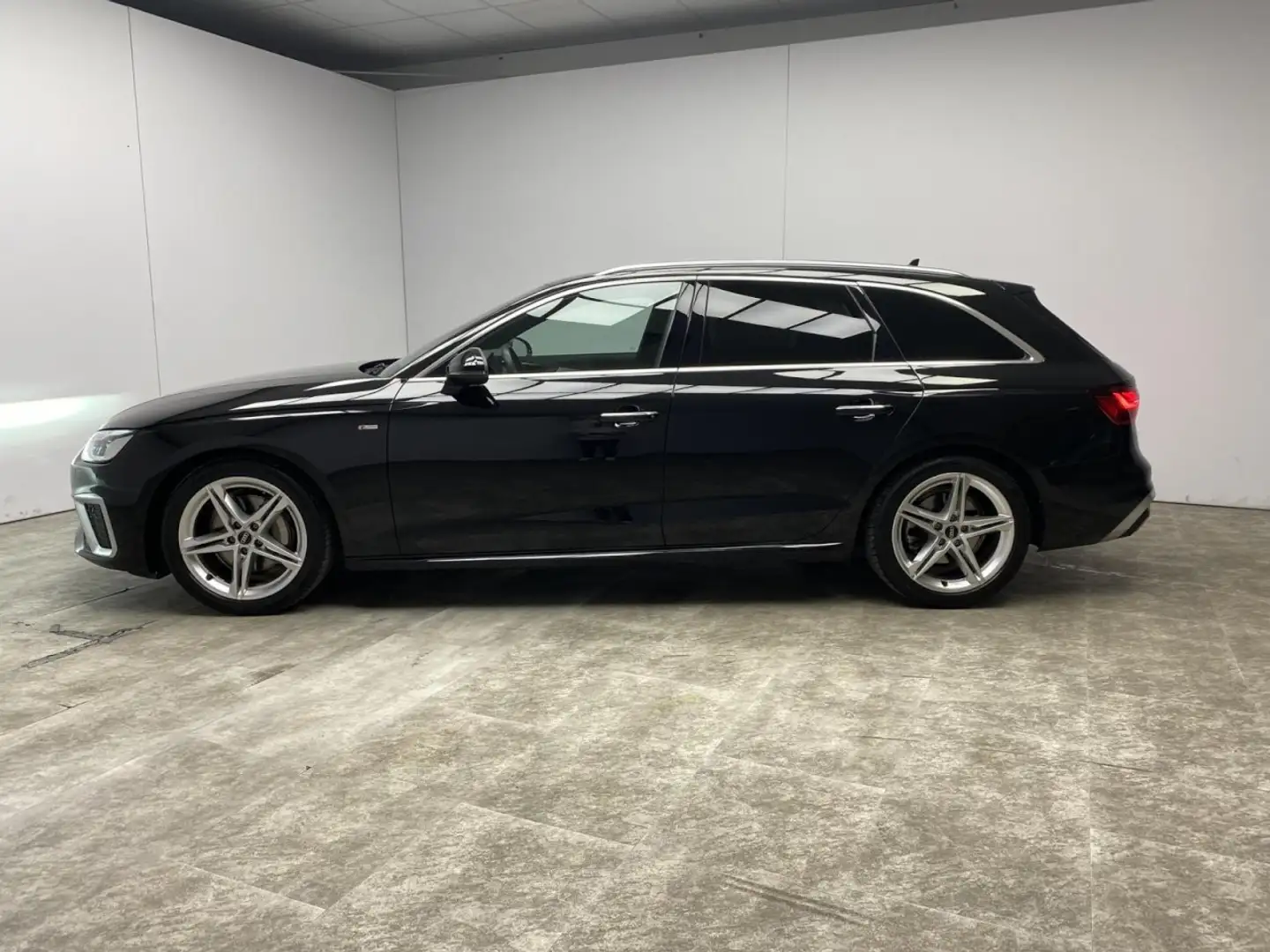 Audi A4 Avant 40 TFSI S tronic S line Klima Navi Schwarz - 2