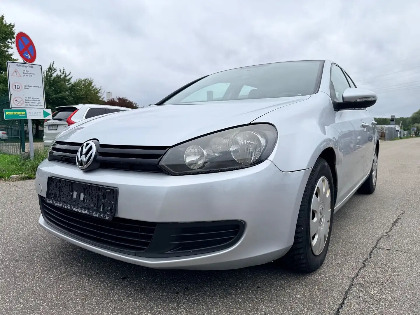 Volkswagen Golf VI Trendline BlueMotion/BMT Silber - 1
