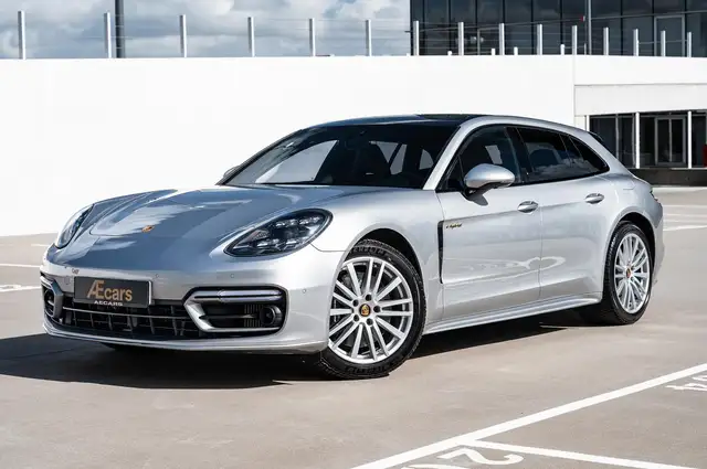 Porsche Panamera 4 E-HYBRID / PLATINUM EDITION / BELGIAN CAR/ FULL