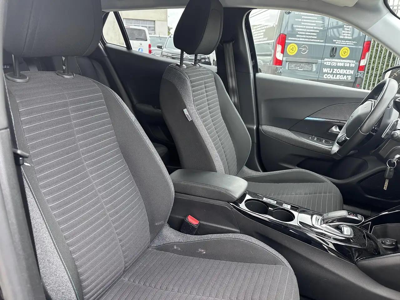 Peugeot 2008 STYLE 1.2 BENZINE 130 EAT 8, миниатюра 16