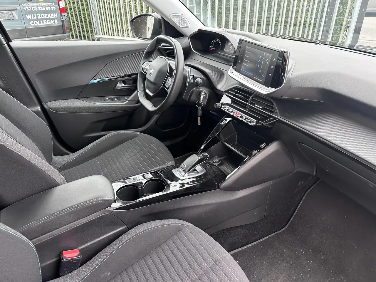 Peugeot 2008 STYLE 1.2 BENZINE 130 EAT 8, миниатюра 2