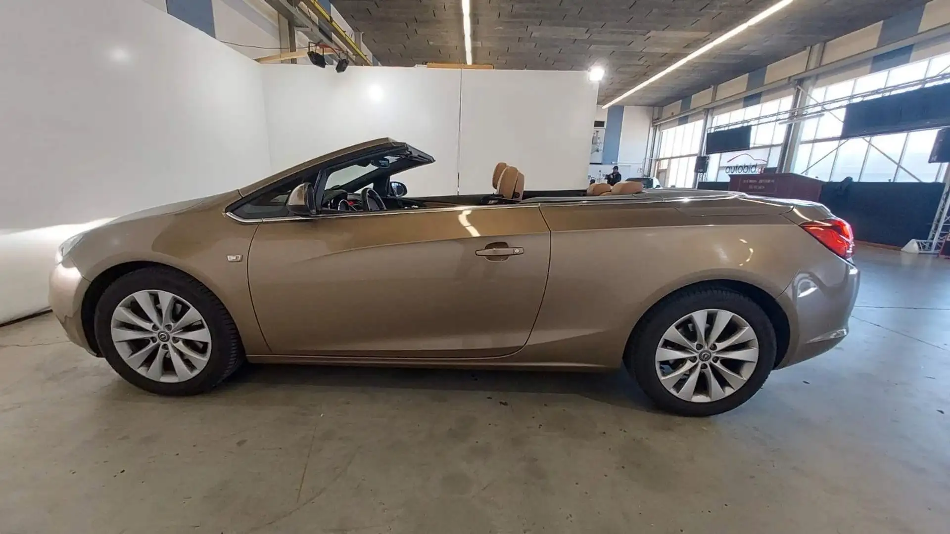 Opel Cascada Innovation ecoFlex *Leder-Xenon-92000 km Brun - 2