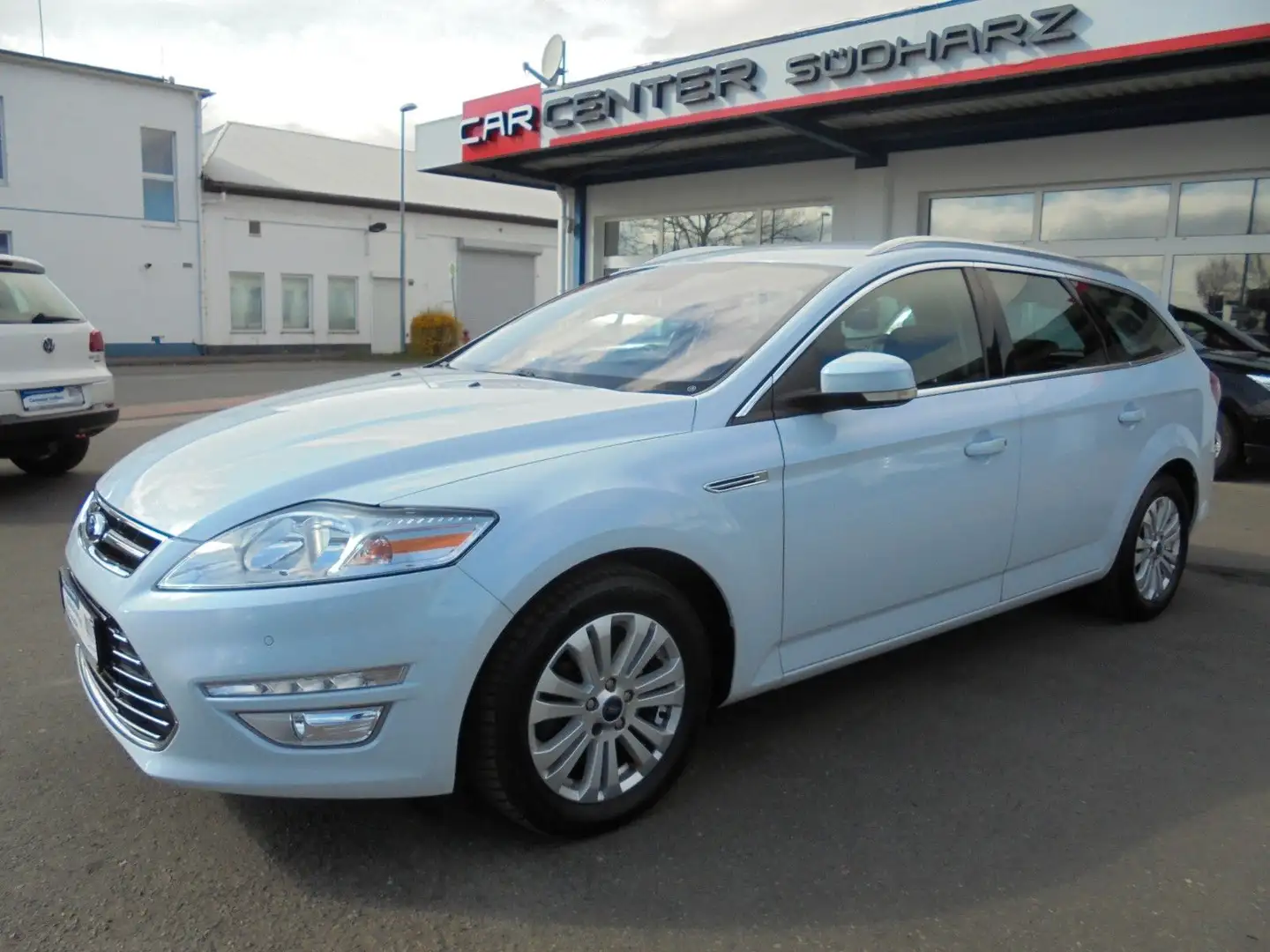 Ford Mondeo Turnier Titanium Weiß - 2