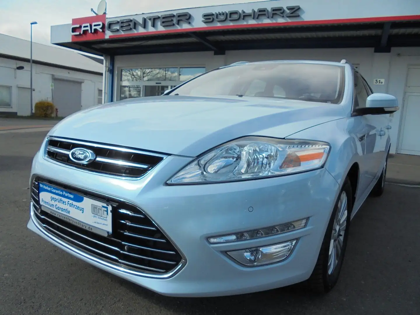 Ford Mondeo Turnier Titanium Weiß - 1