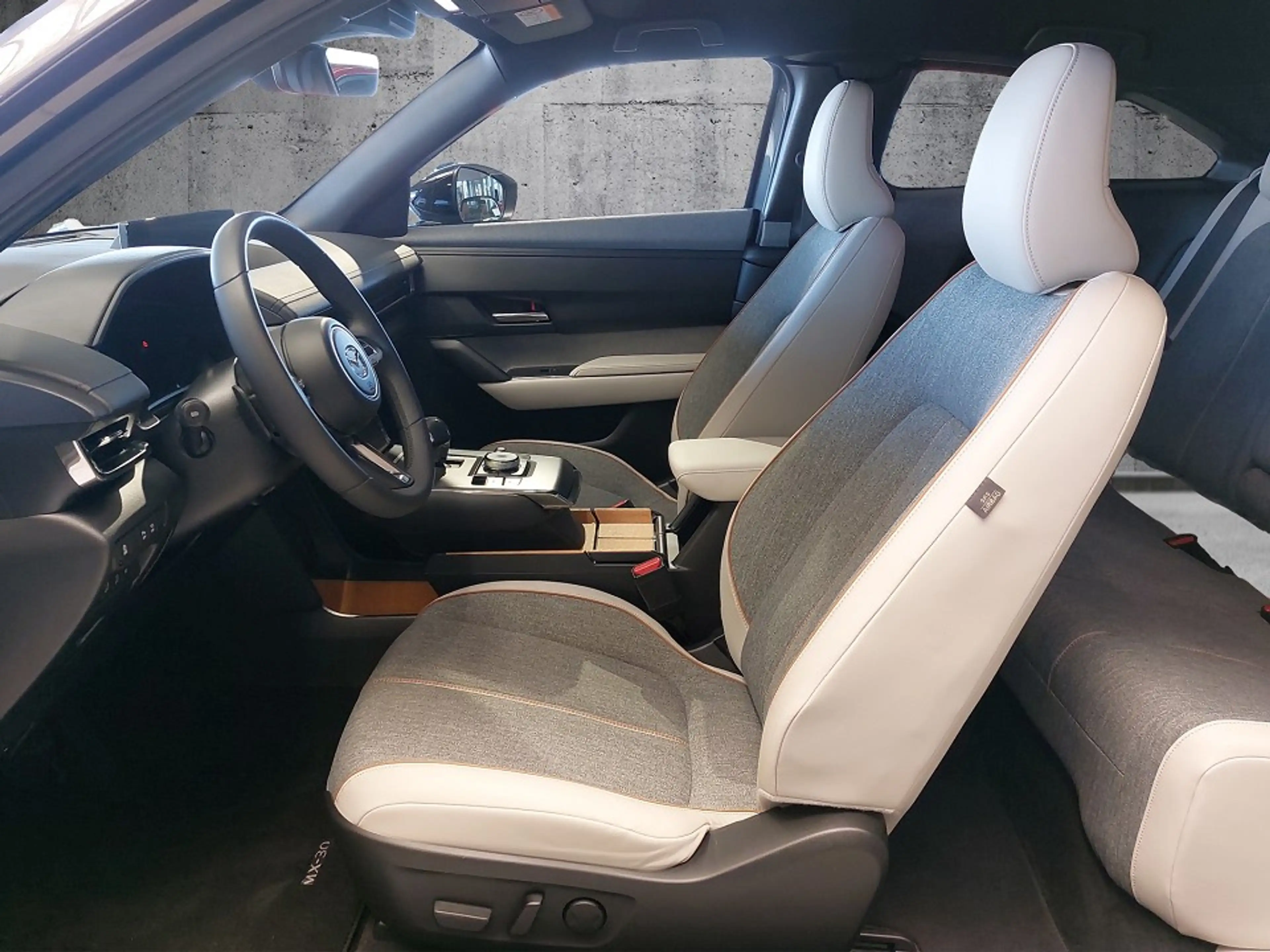 Mazda MX-30 EV First Edition+AD`VANTAGE+MODERN CONFIDENCE+1.HA — photo 7