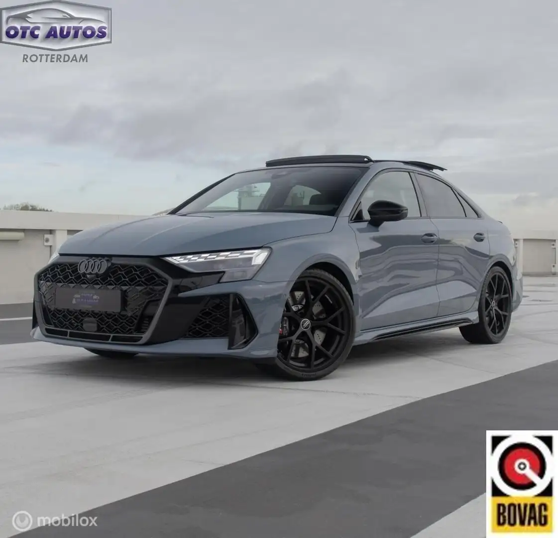 Audi RS3 2.5 TFSI RS 3 quattro - LIMOUSINE - 400PK - PANO - Grijs - 1