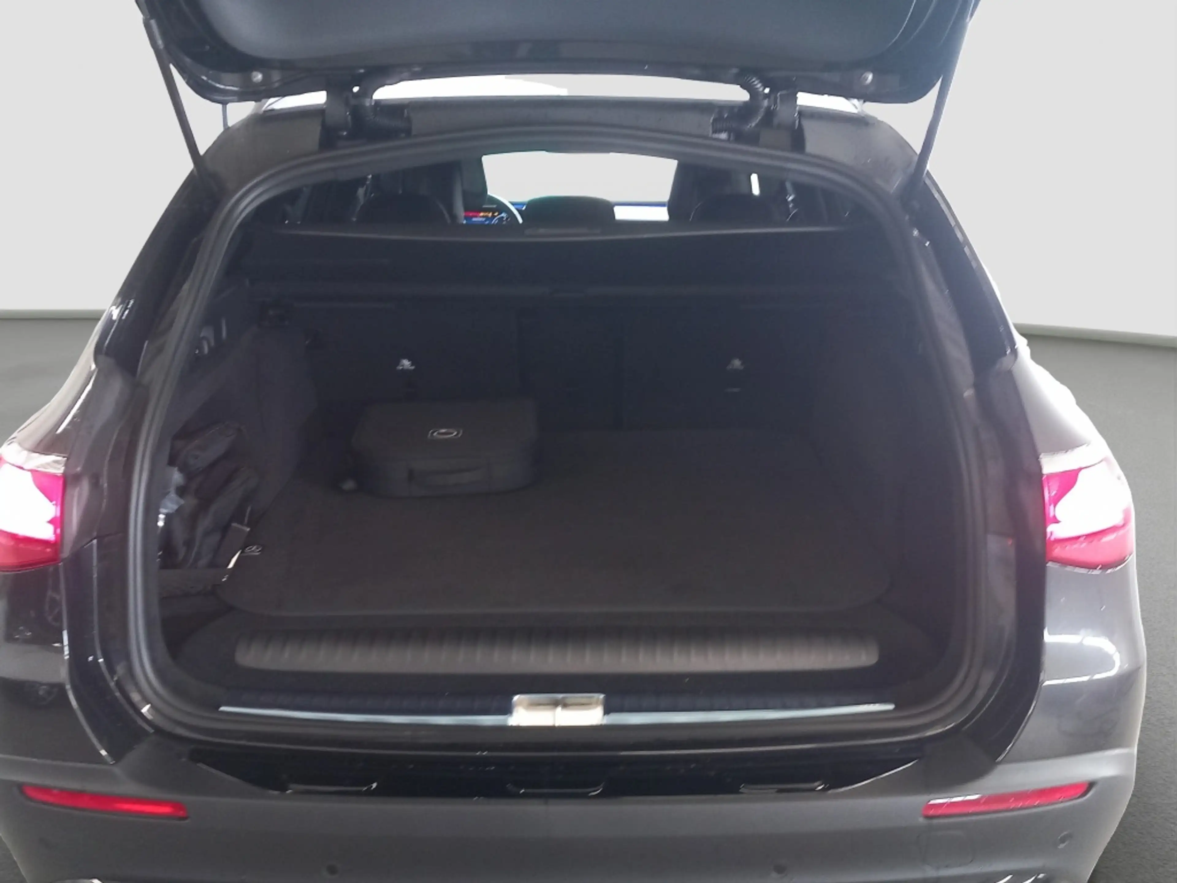 Mercedes-Benz E 300 de 4M T AT Airmatic*AHK*Distronic*Burmeste — photo 15