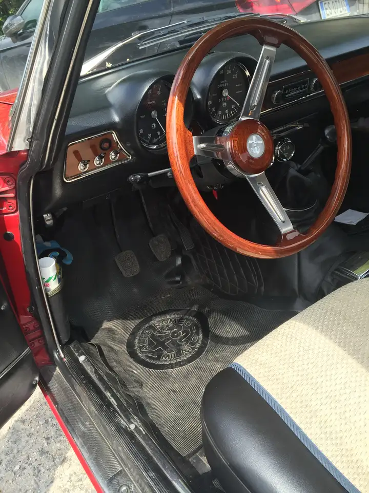 Alfa Romeo GT 1300 Junior Targa Oro, foto 8