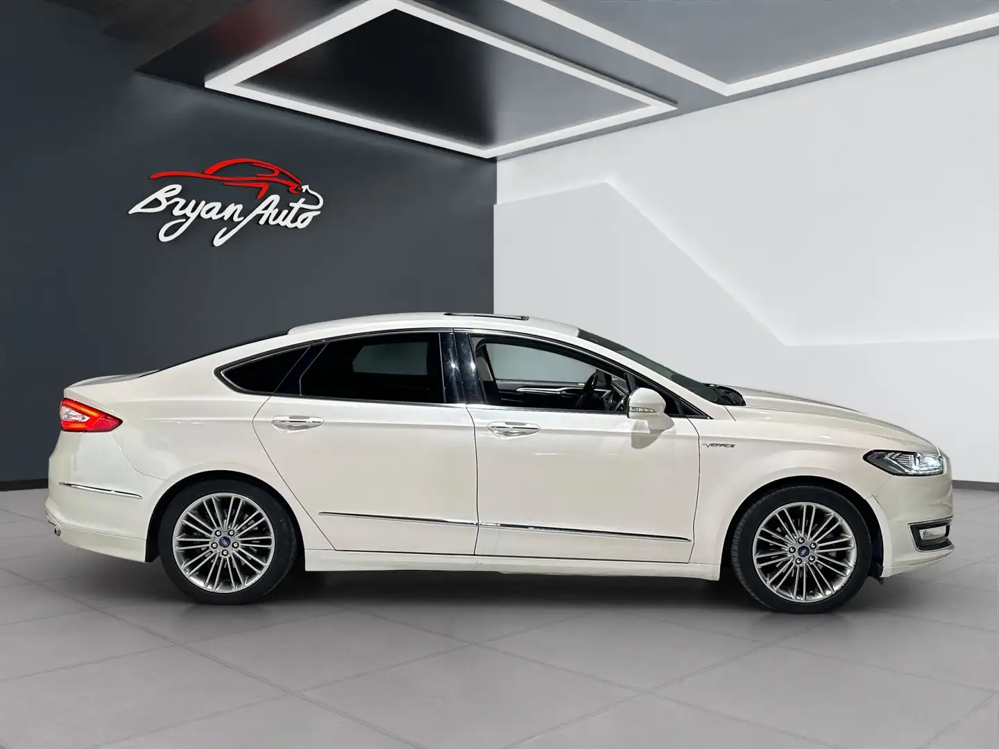 Ford Mondeo 4p 2.0 hybrid Vignale ecvt 187CV - 1