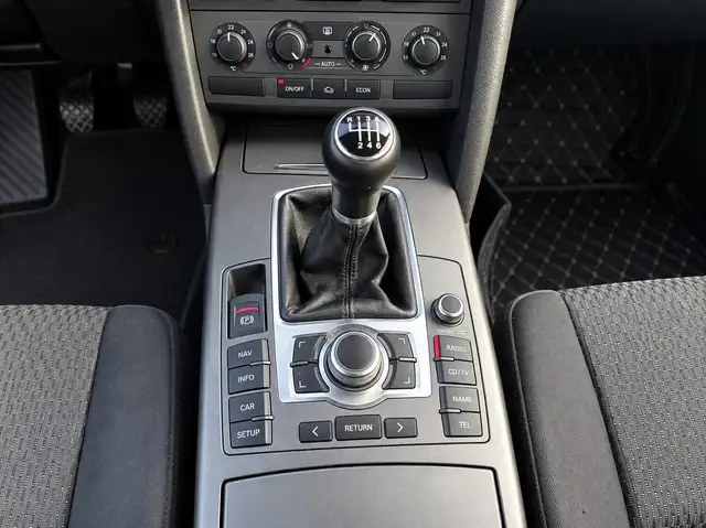 Audi A6 view 10