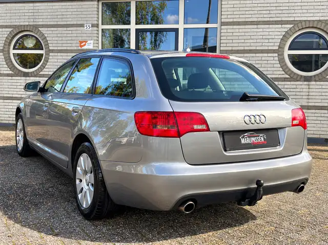 Audi A6 view 4