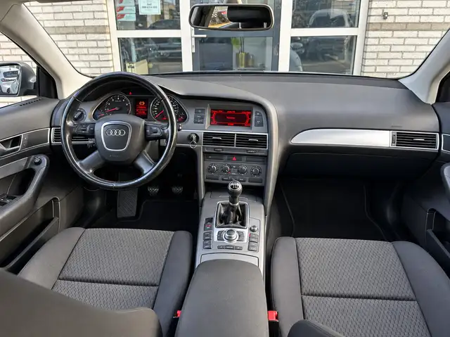 Audi A6 view 7
