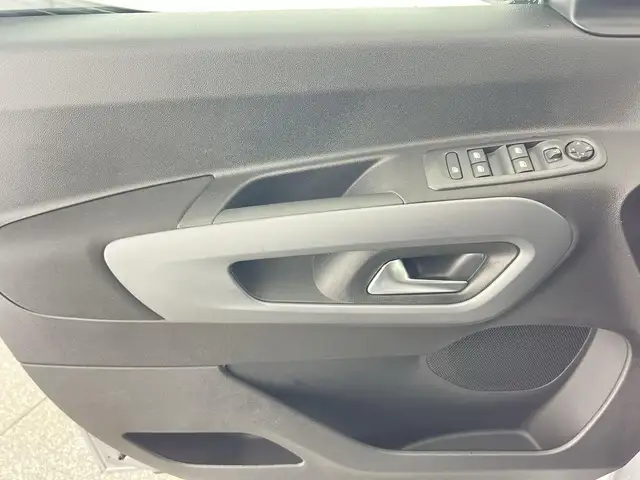 Citroen Berlingo view 11