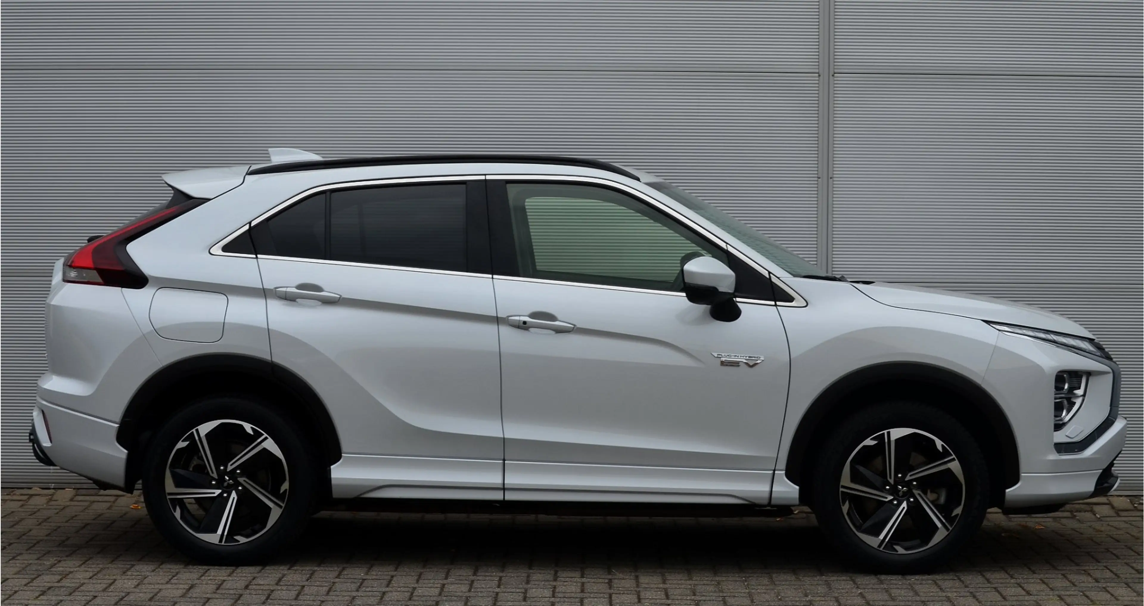 Mitsubishi Eclipse Cross PHEV 2.4 EXECUTIVE 4WD | PLUG IN HYBRID | SoH 85% — photo 12