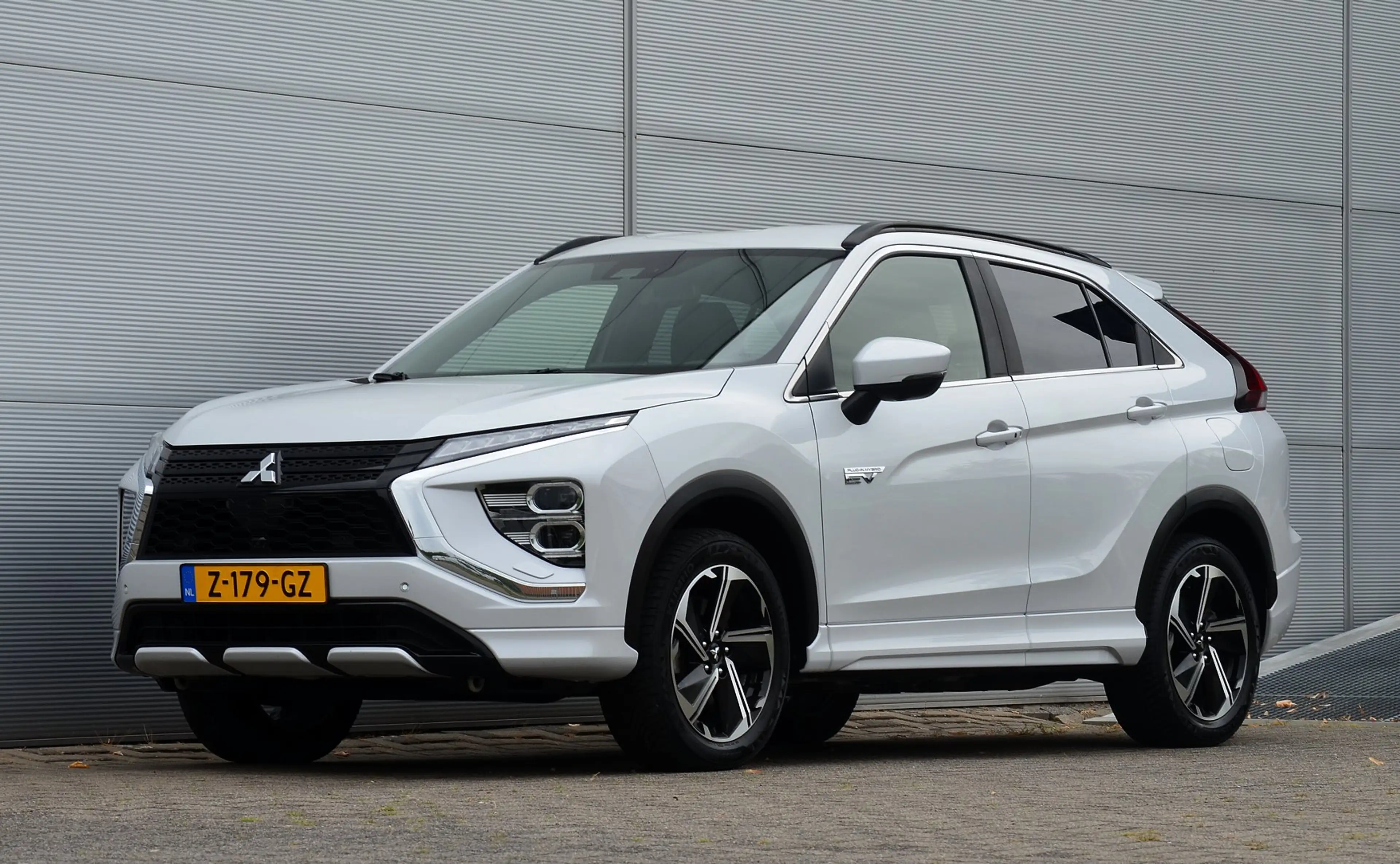 Mitsubishi Eclipse Cross PHEV 2.4 EXECUTIVE 4WD | PLUG IN HYBRID | SoH 85% — photo 6