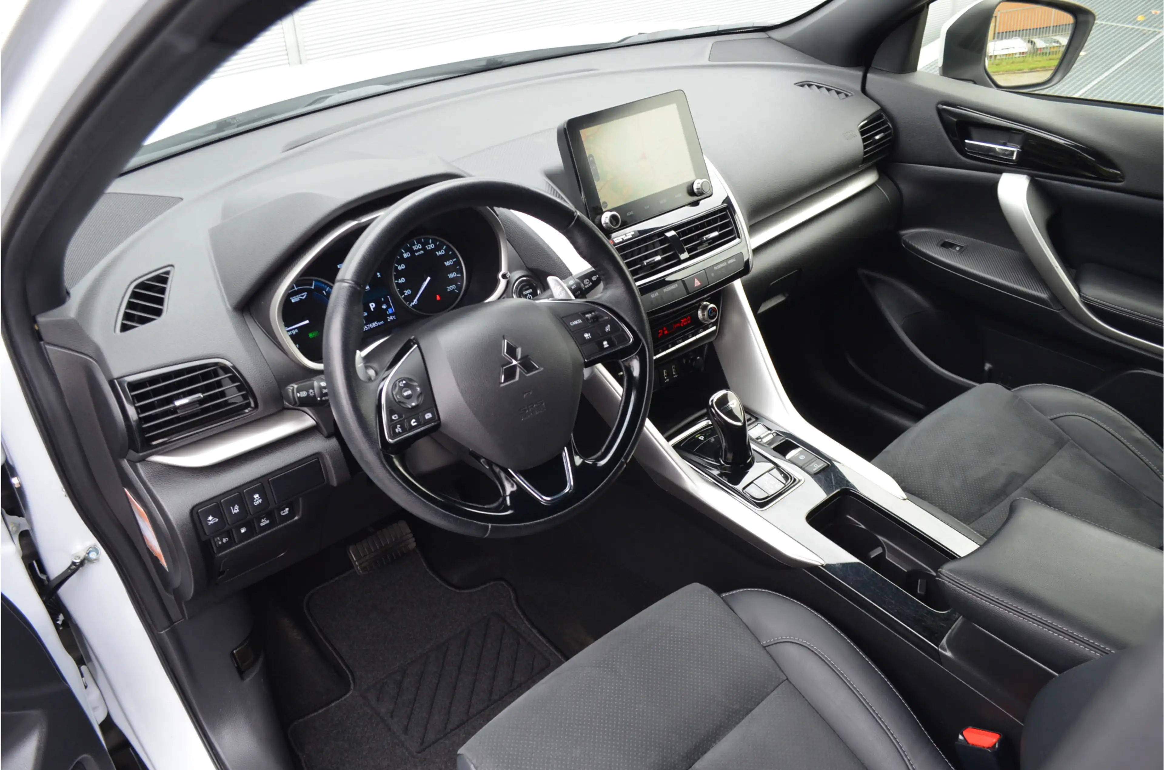 Mitsubishi Eclipse Cross PHEV 2.4 EXECUTIVE 4WD | PLUG IN HYBRID | SoH 85% — photo 2