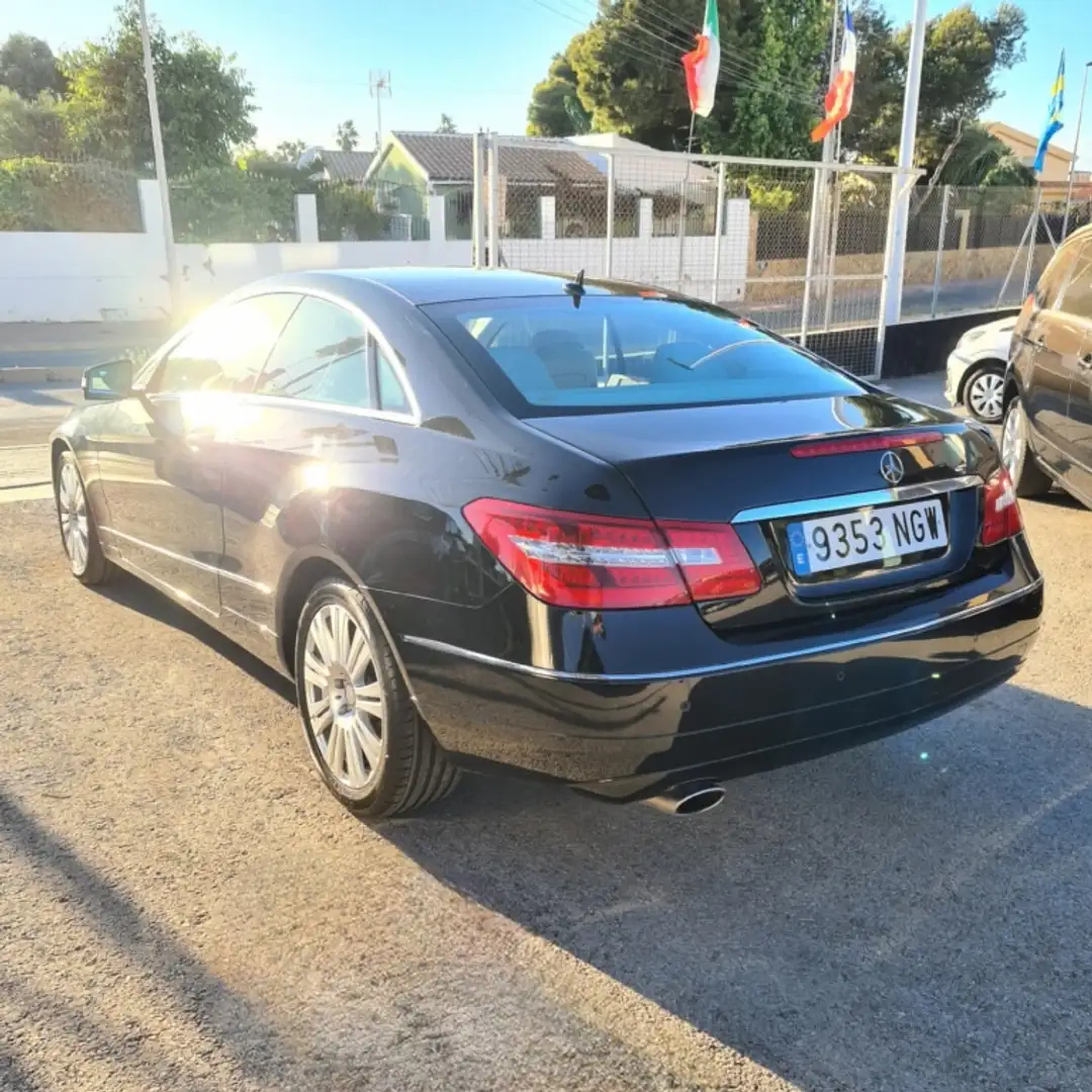 Mercedes-Benz E 250 Coupé 250CDI BE Noir - 2