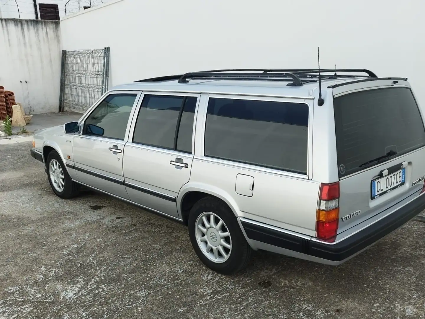 Volvo 760 SW 2.9 GLE auto - 2