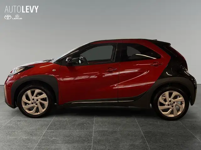 Toyota Aygo X view 3