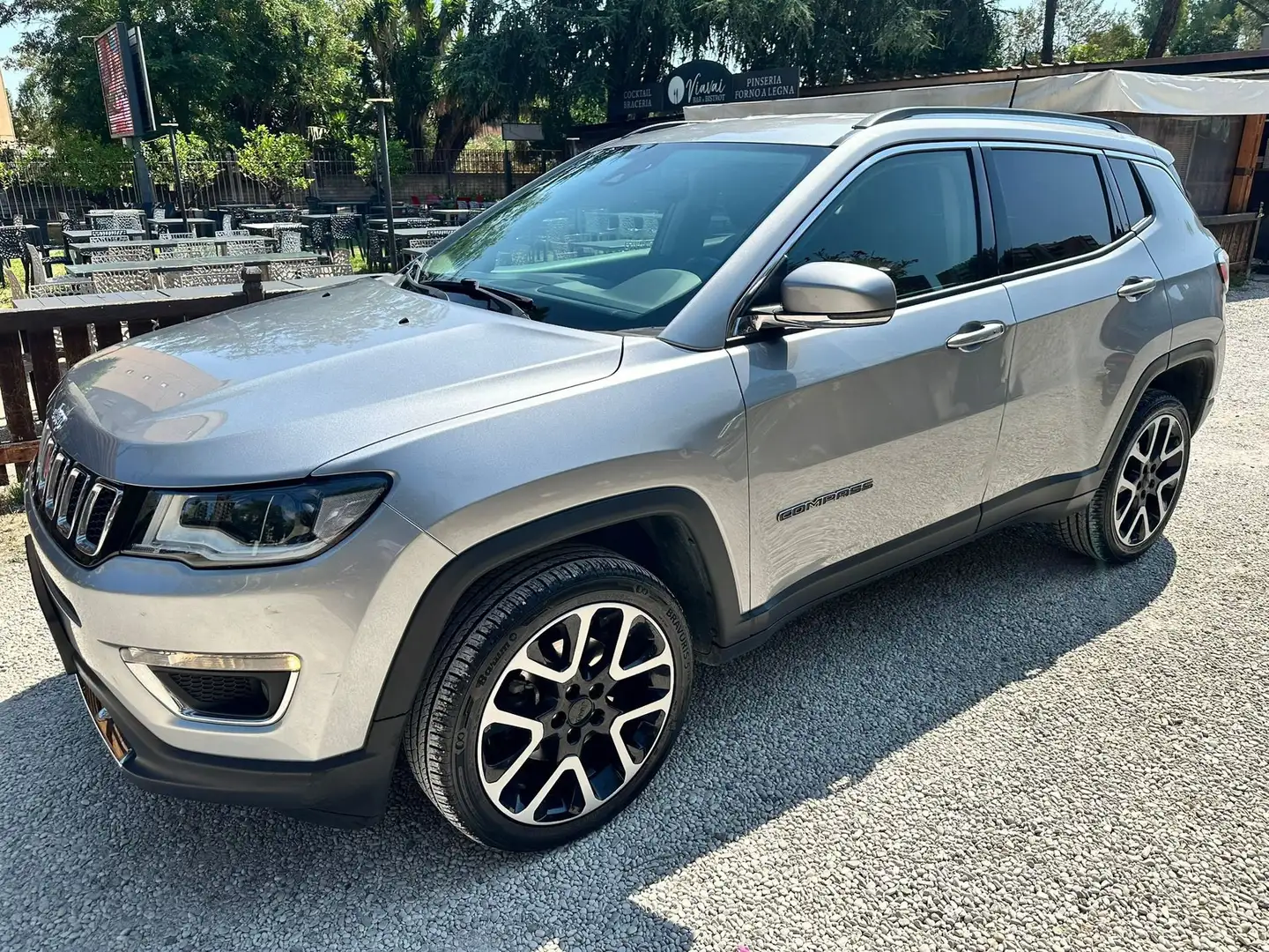 Jeep Compass Compass 2.0 Multijet II 170 CV aut. 4WD Limited E Gris - 1