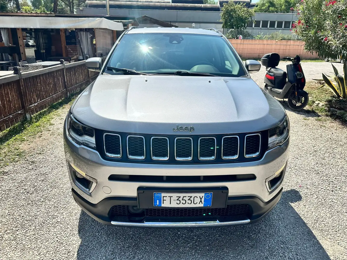 Jeep Compass Compass 2.0 Multijet II 170 CV aut. 4WD Limited E Gris - 2