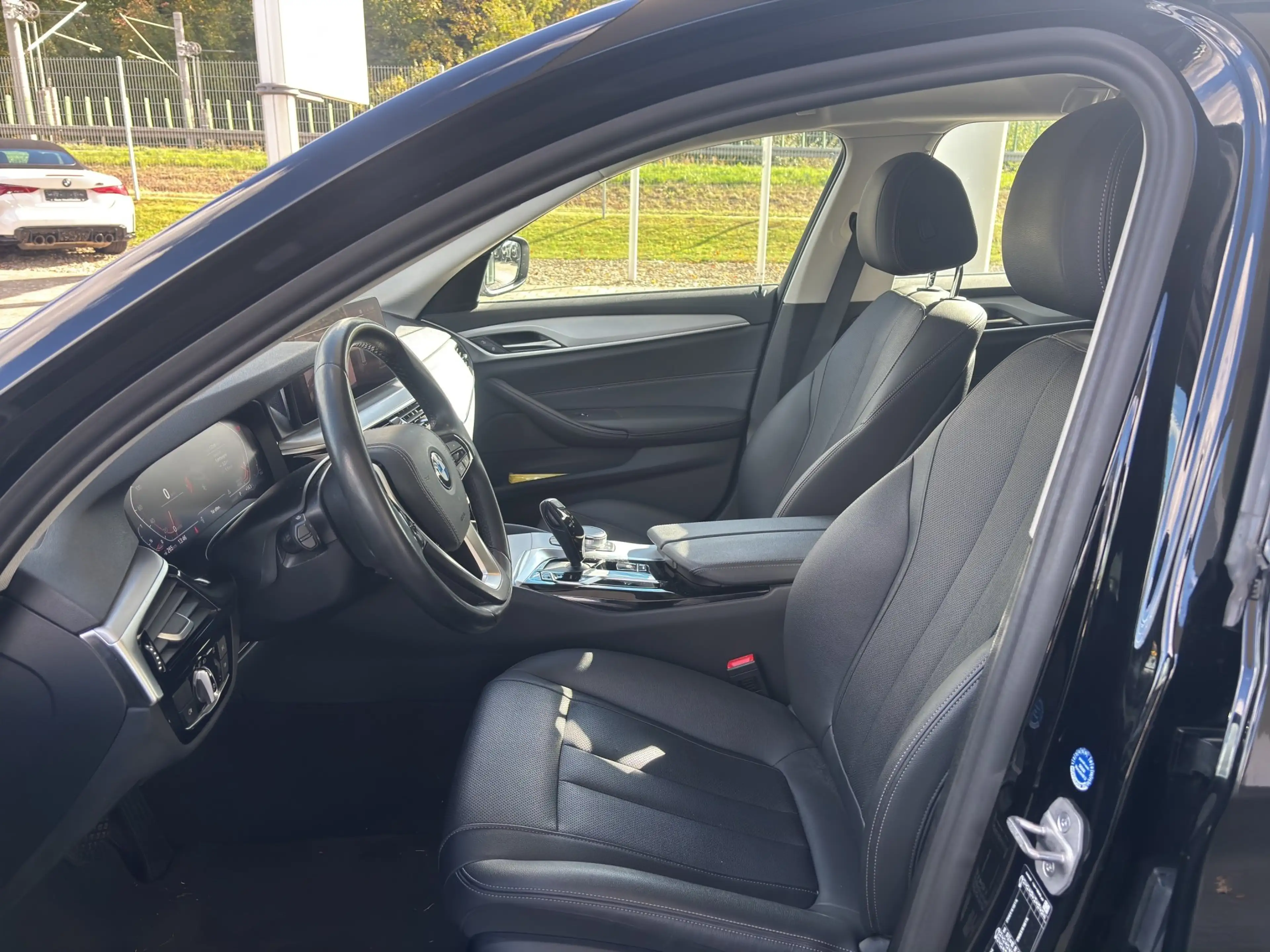 BMW 520 d Touring AHK 4-Zonen Klimaautom. Sitzheizung — photo 7