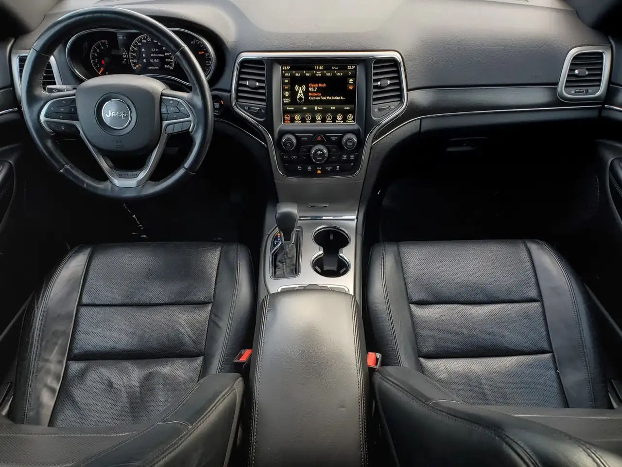 Jeep Grand Cherokee снимка Jeep Grand Cherokee