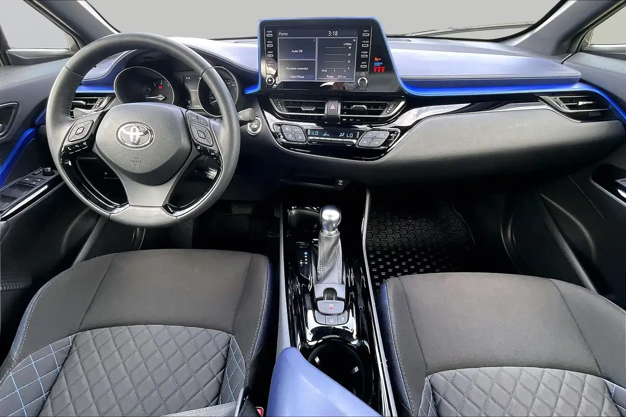 Toyota C-HR photo Toyota C-HR