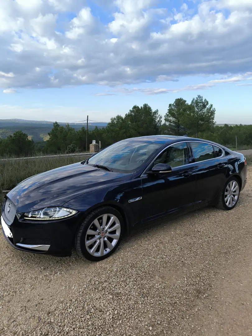Jaguar XF 3.0 V6 Diesel Premium Luxury Aut. - 2