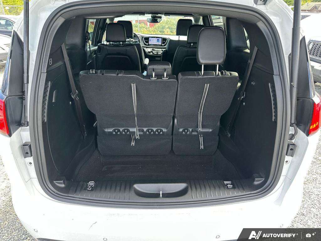 used 2025 Chrysler Grand Caravan car, priced at $39,987