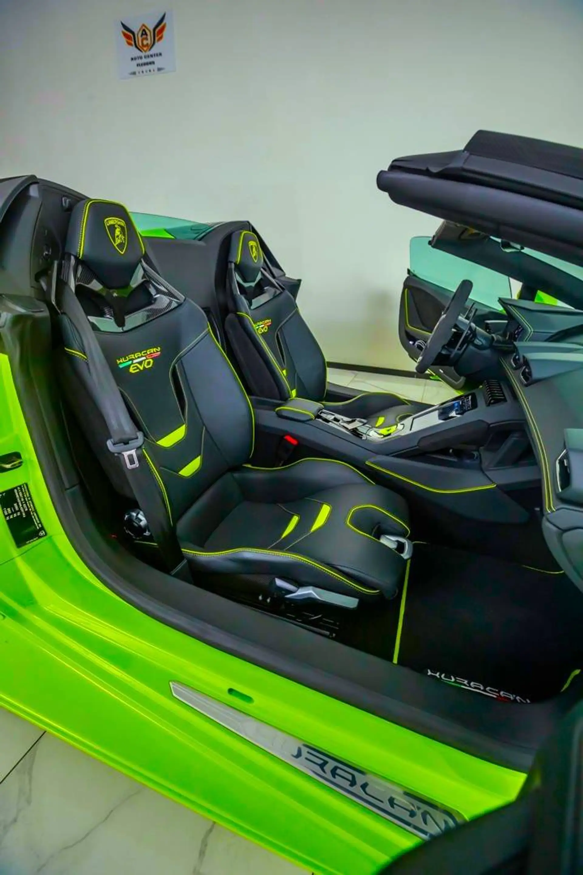 Lamborghini Huracán EVO Spyder 5.2i V10 40v LP640-4 Akrapovic — photo 14