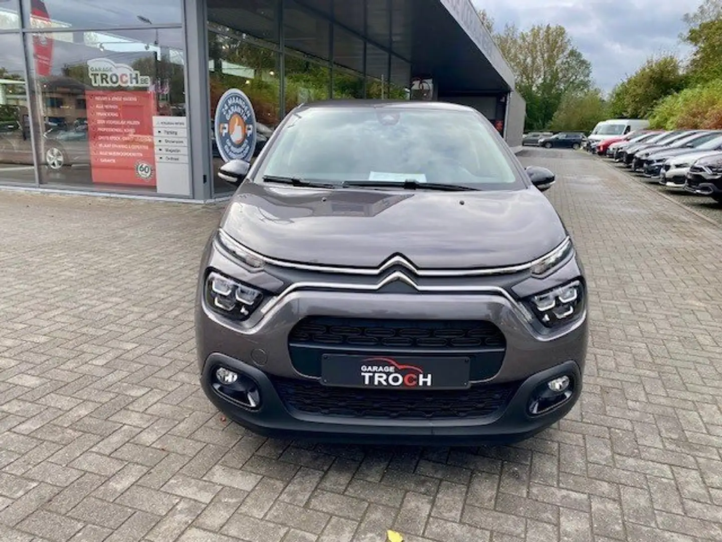 Citroen C3 1.2 Max 110PK 6V Camera & sensoren/keyless/app con Grijs - 2