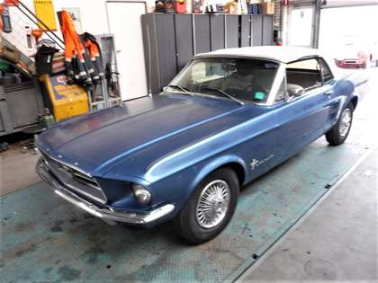 Ford Mustang Cabrio 6 cilinder 3.3Liter automaat
