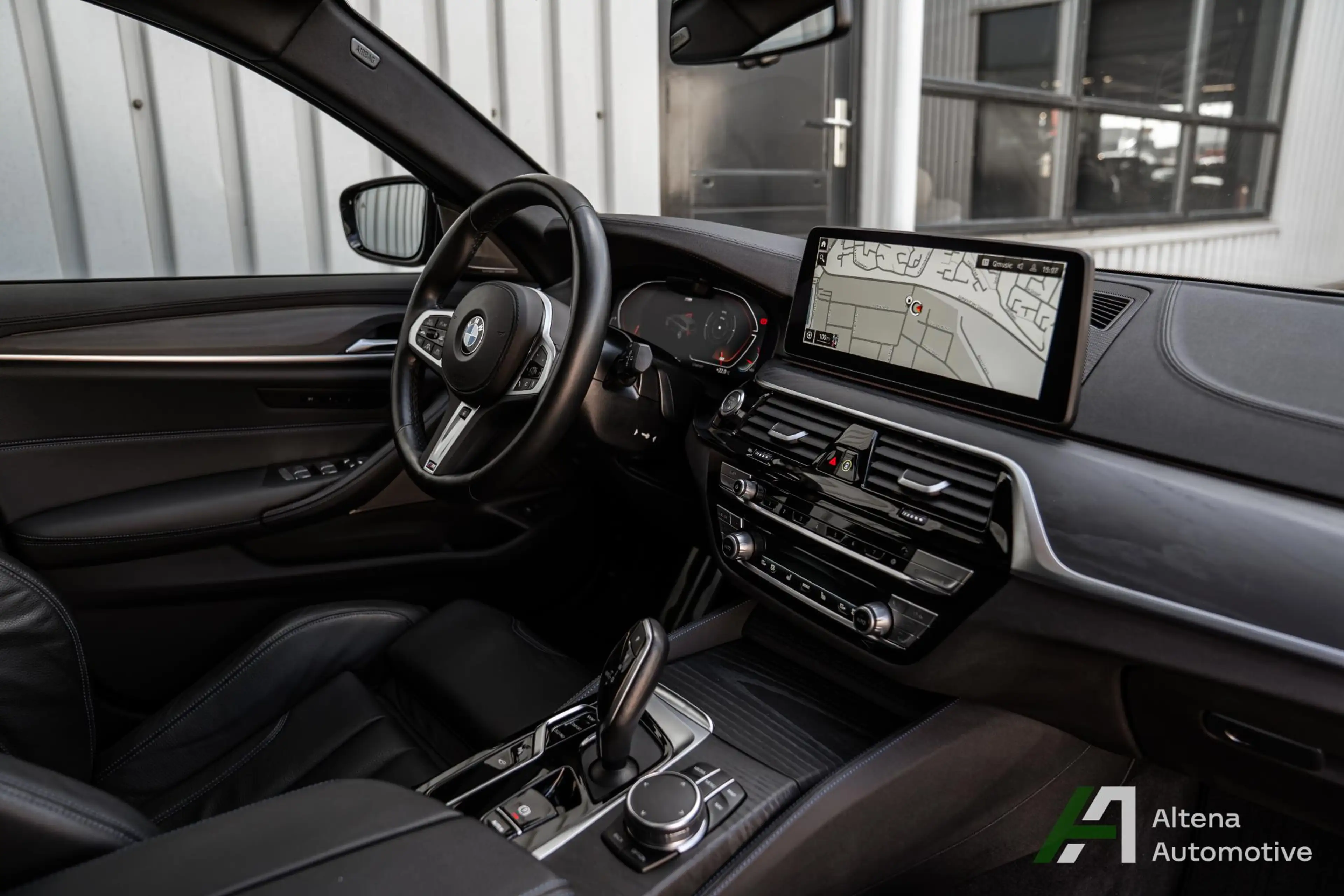 BMW 540 5-serie Touring 540i xDrive M-sport, BTW, harman k — photo 36