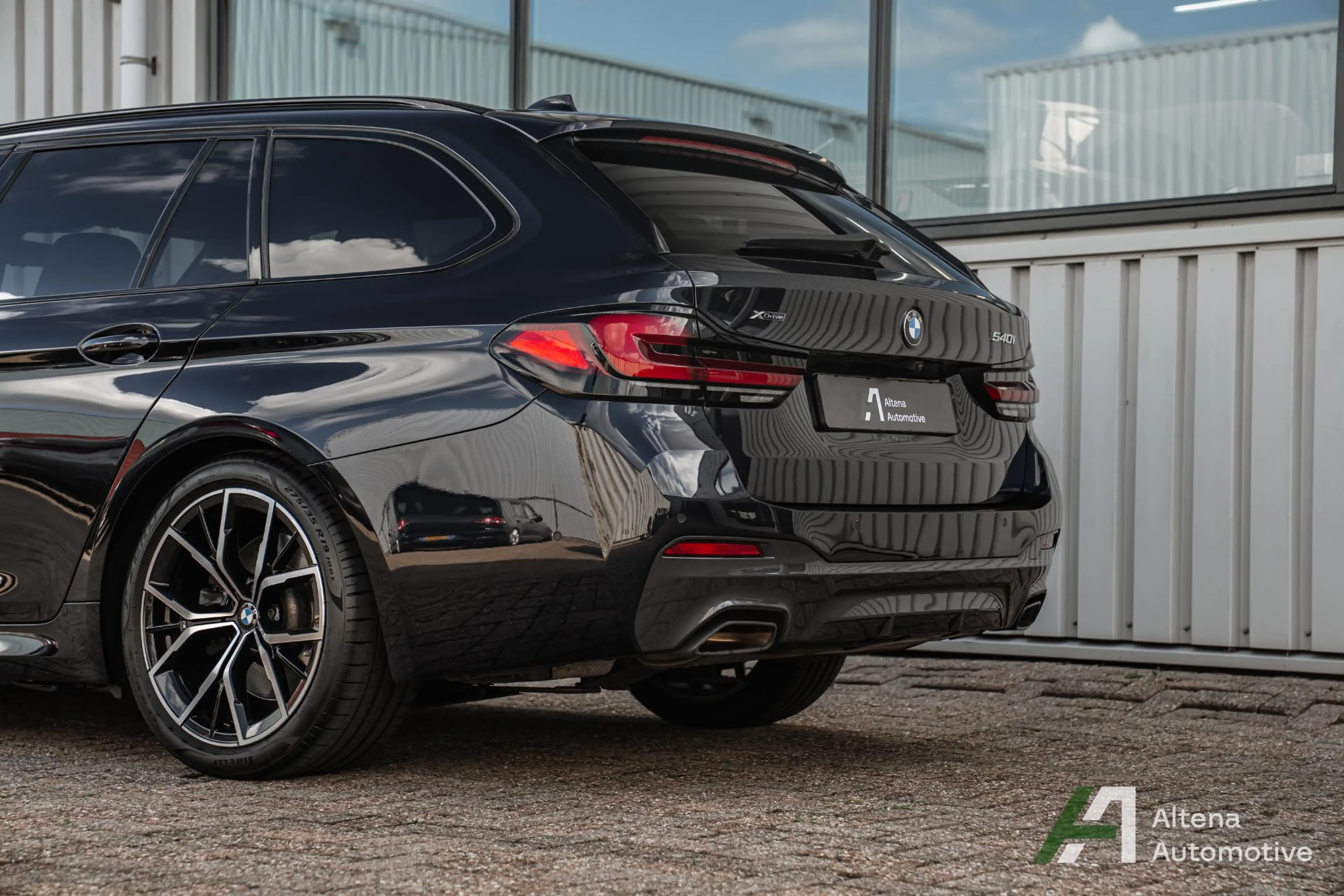 BMW 540 5-serie Touring 540i xDrive M-sport, BTW, harman k — photo 50