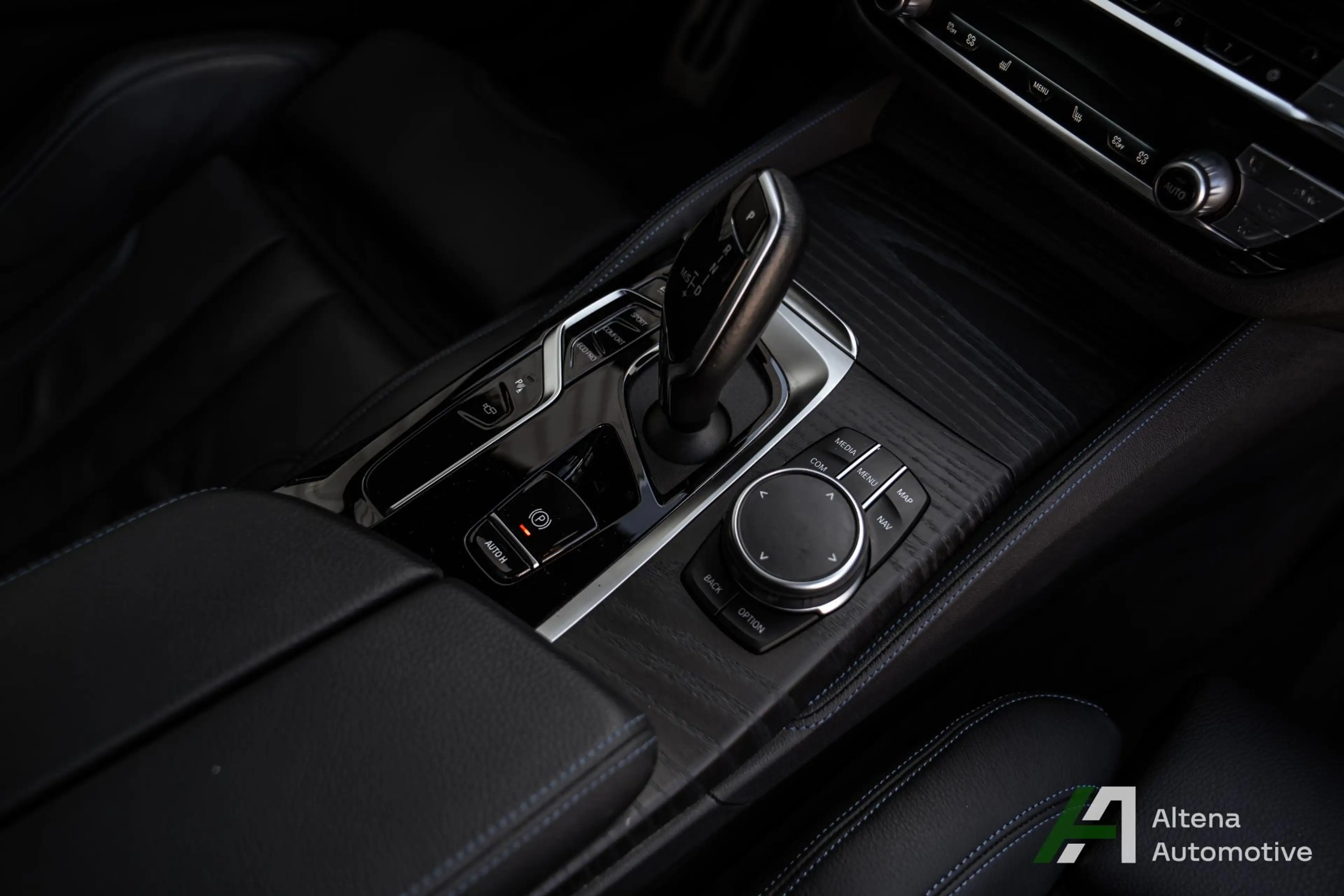 BMW 540 5-serie Touring 540i xDrive M-sport, BTW, harman k — photo 38