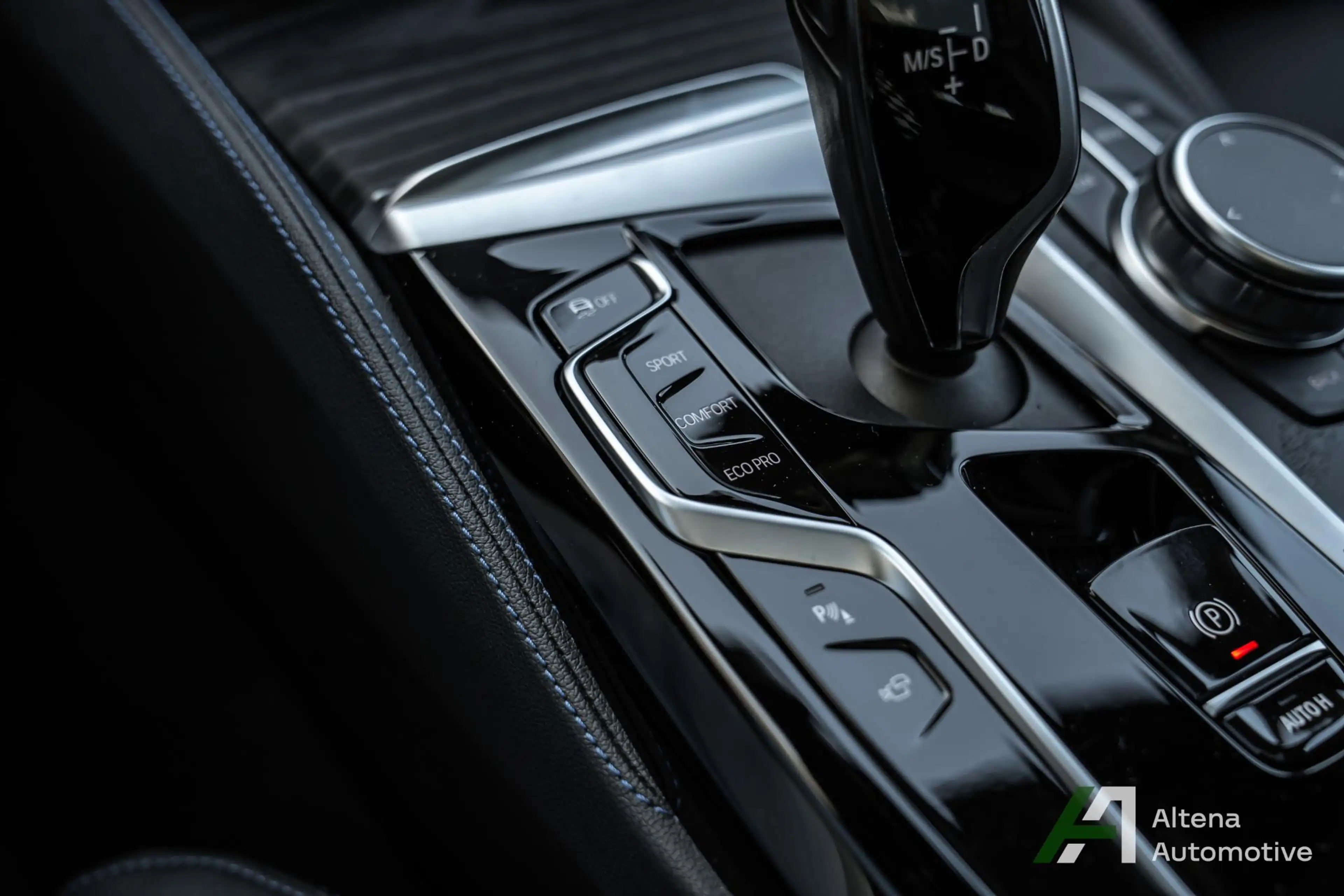 BMW 540 5-serie Touring 540i xDrive M-sport, BTW, harman k — photo 26