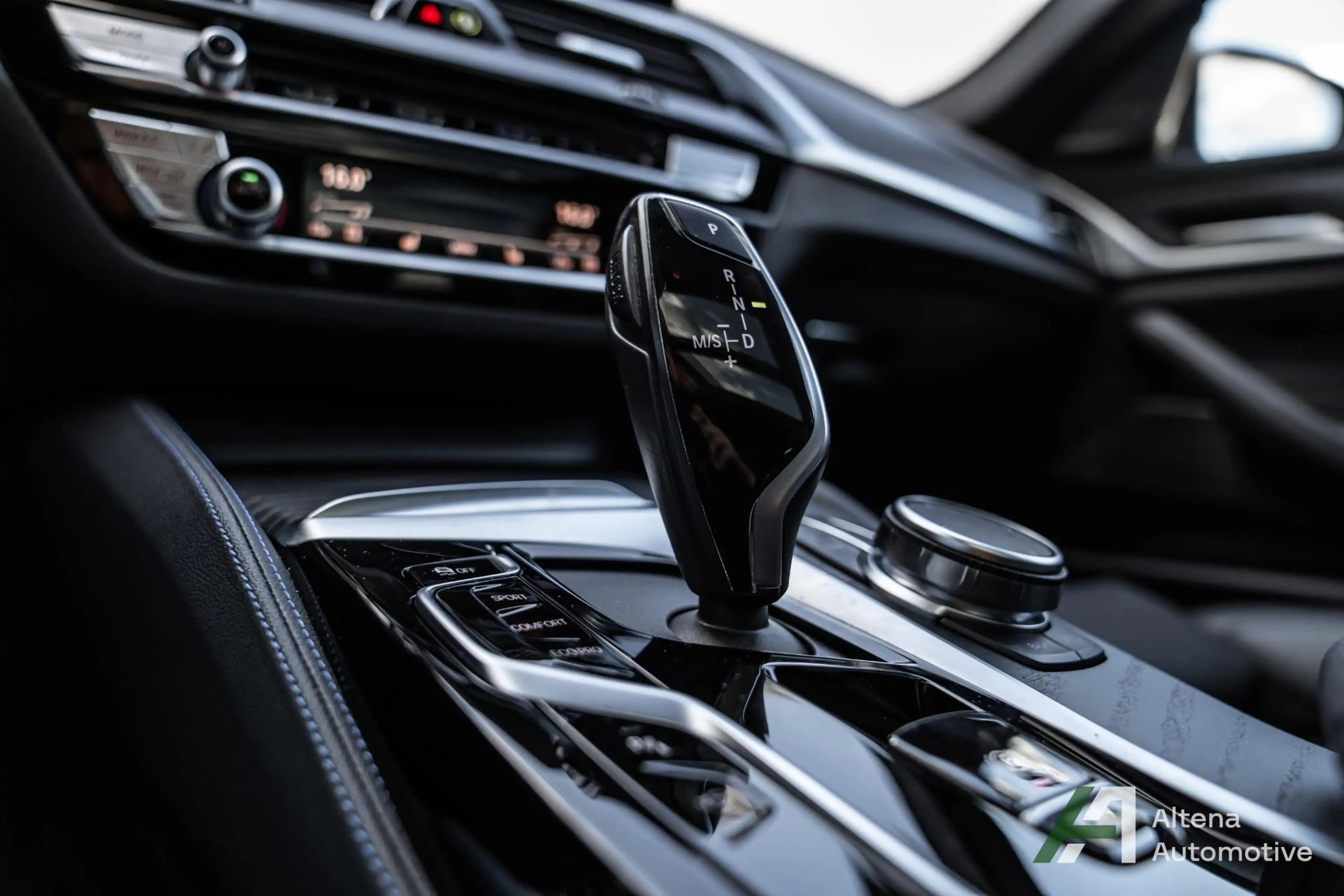 BMW 540 5-serie Touring 540i xDrive M-sport, BTW, harman k — photo 30