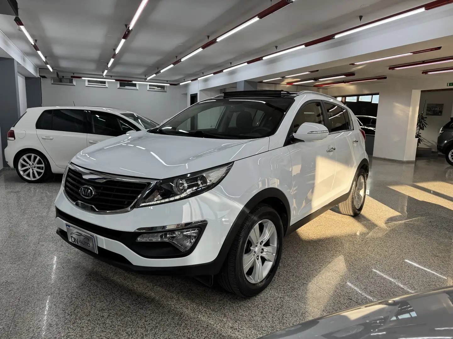 Kia Sportage Sportage III 1.7 crdi Class 2wd tetto apribile/pan Bianco - 1
