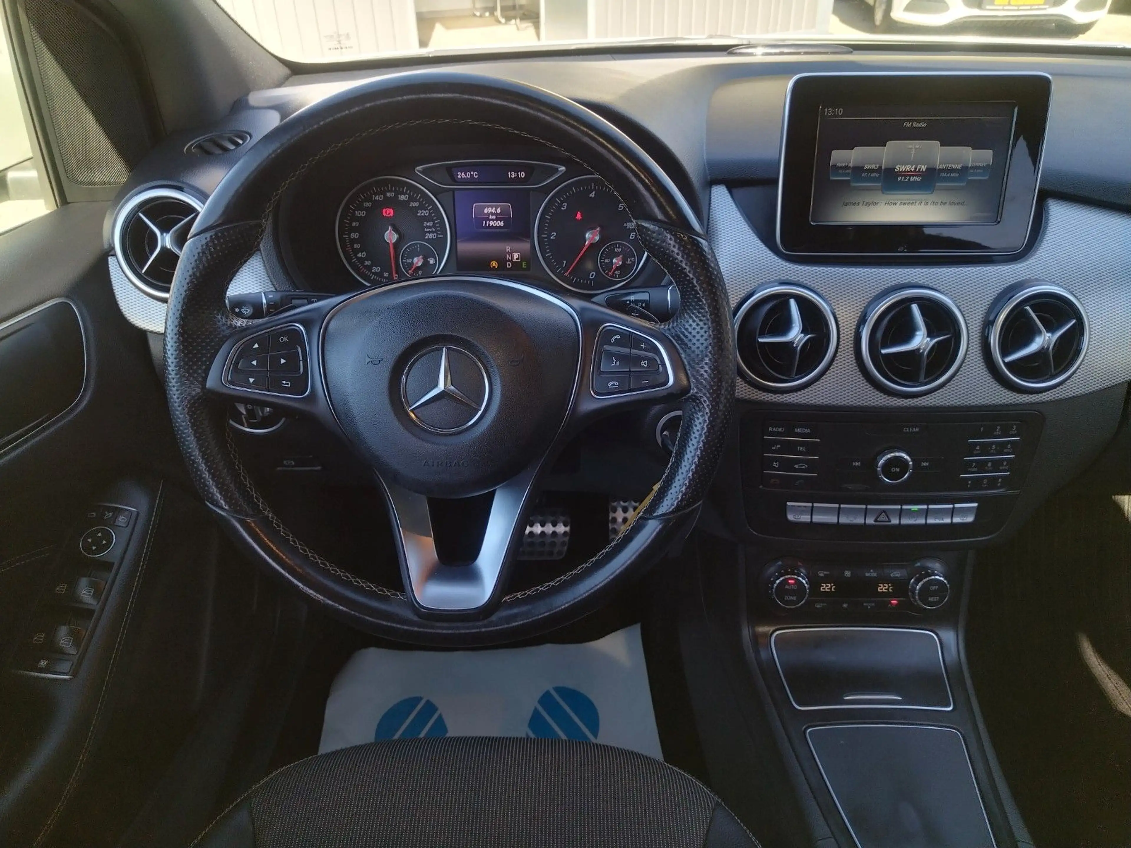 Mercedes-Benz B 200 CDI / d 4Matic+2.HAND+PANO+S.DACH+CAM+SHZ — photo 13