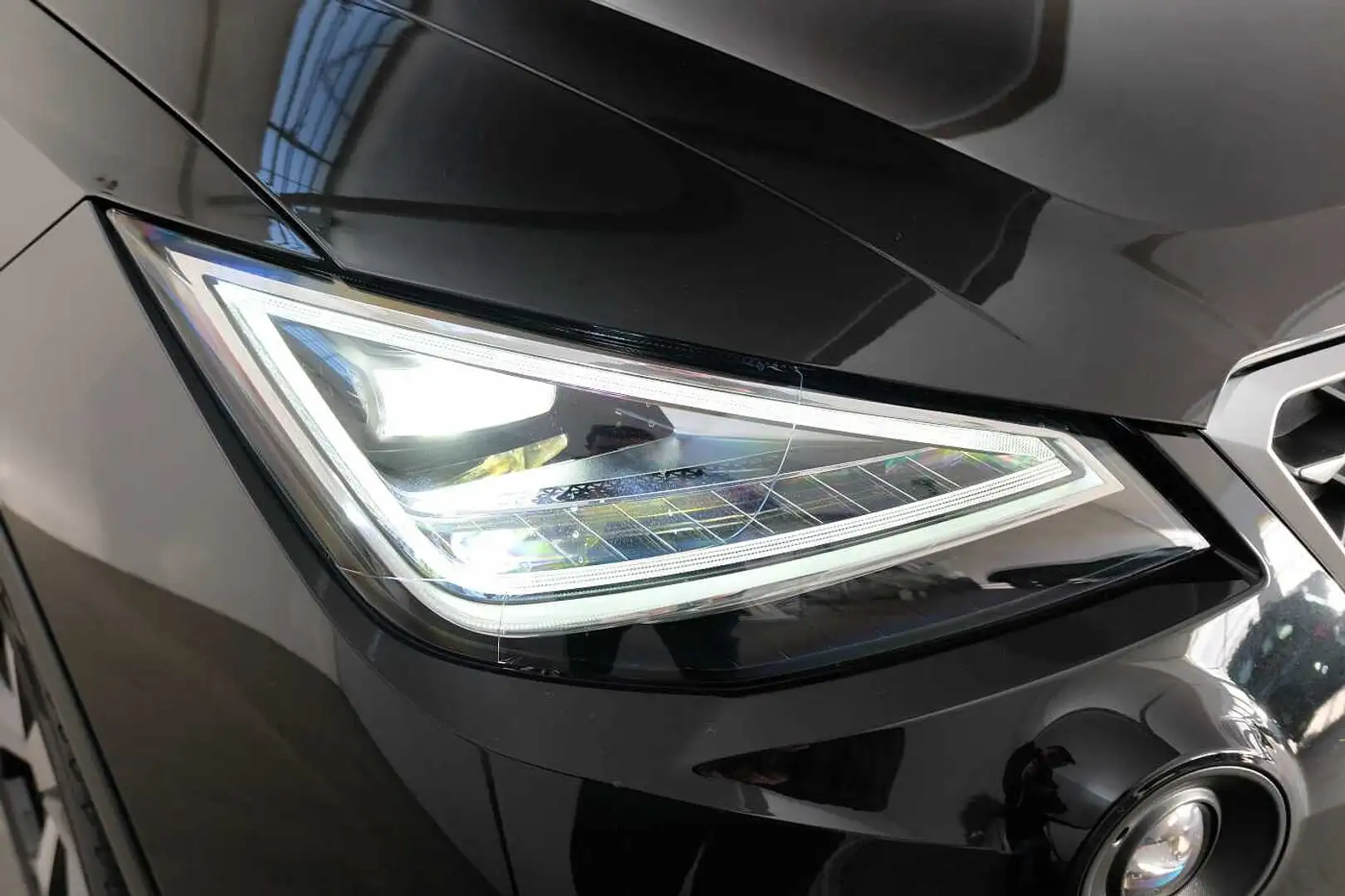 SEAT Arona 1.0 TSI 95cv Xperience Nero - 2