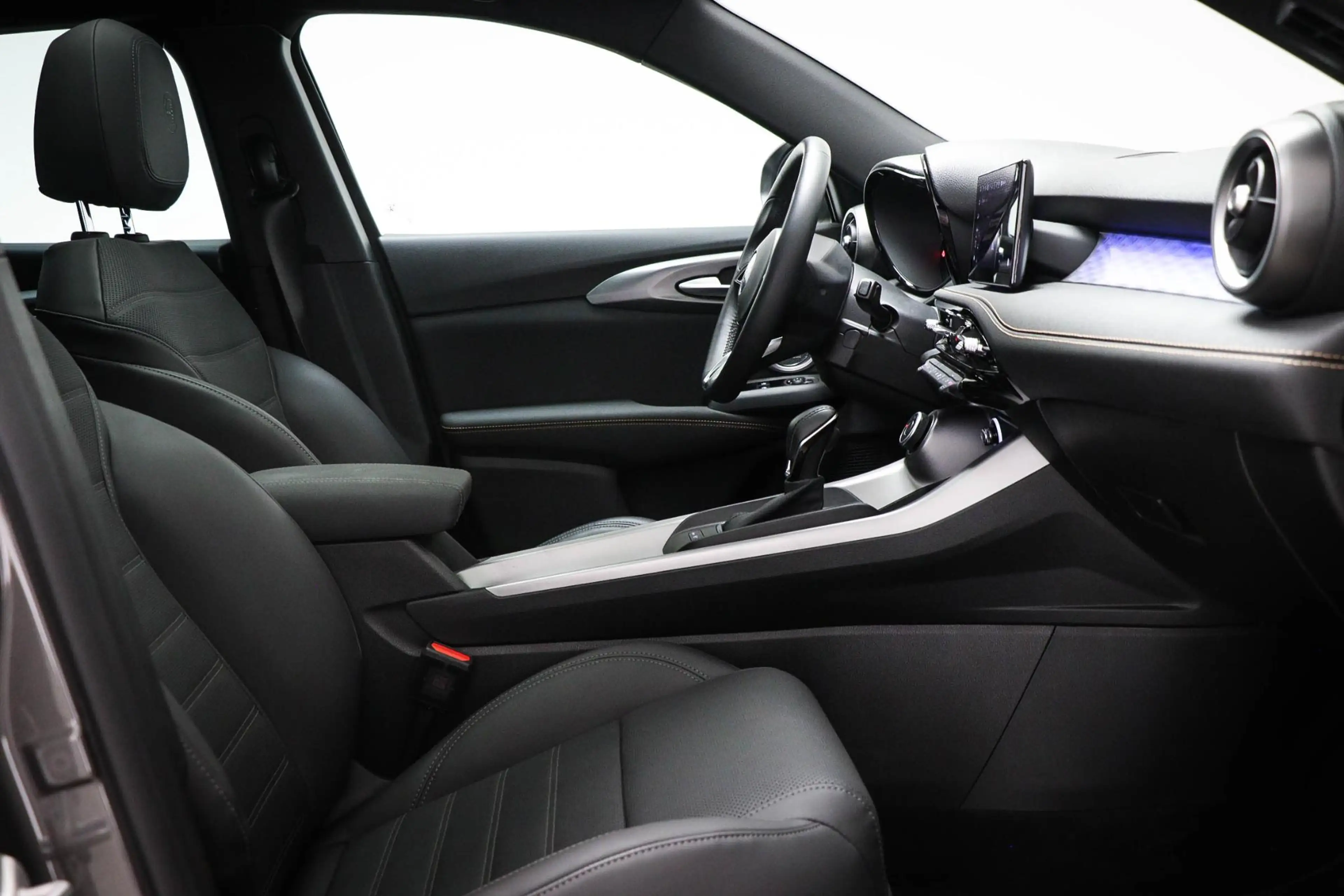 Alfa Romeo Tonale Veloce PANORAMADAK | STOELVENTILATIE | STUURVERWAR — photo 13