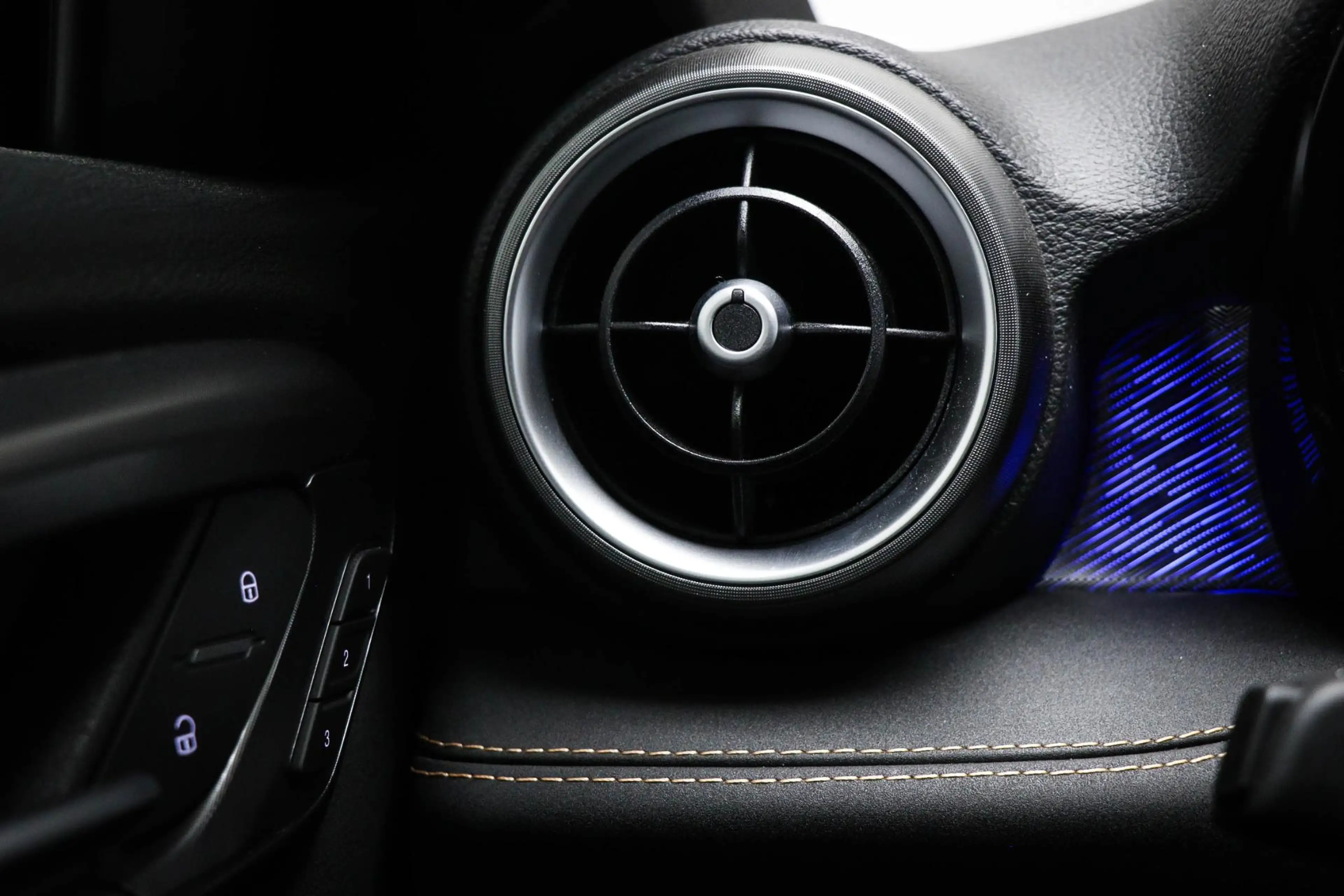 Alfa Romeo Tonale Veloce PANORAMADAK | STOELVENTILATIE | STUURVERWAR — photo 37