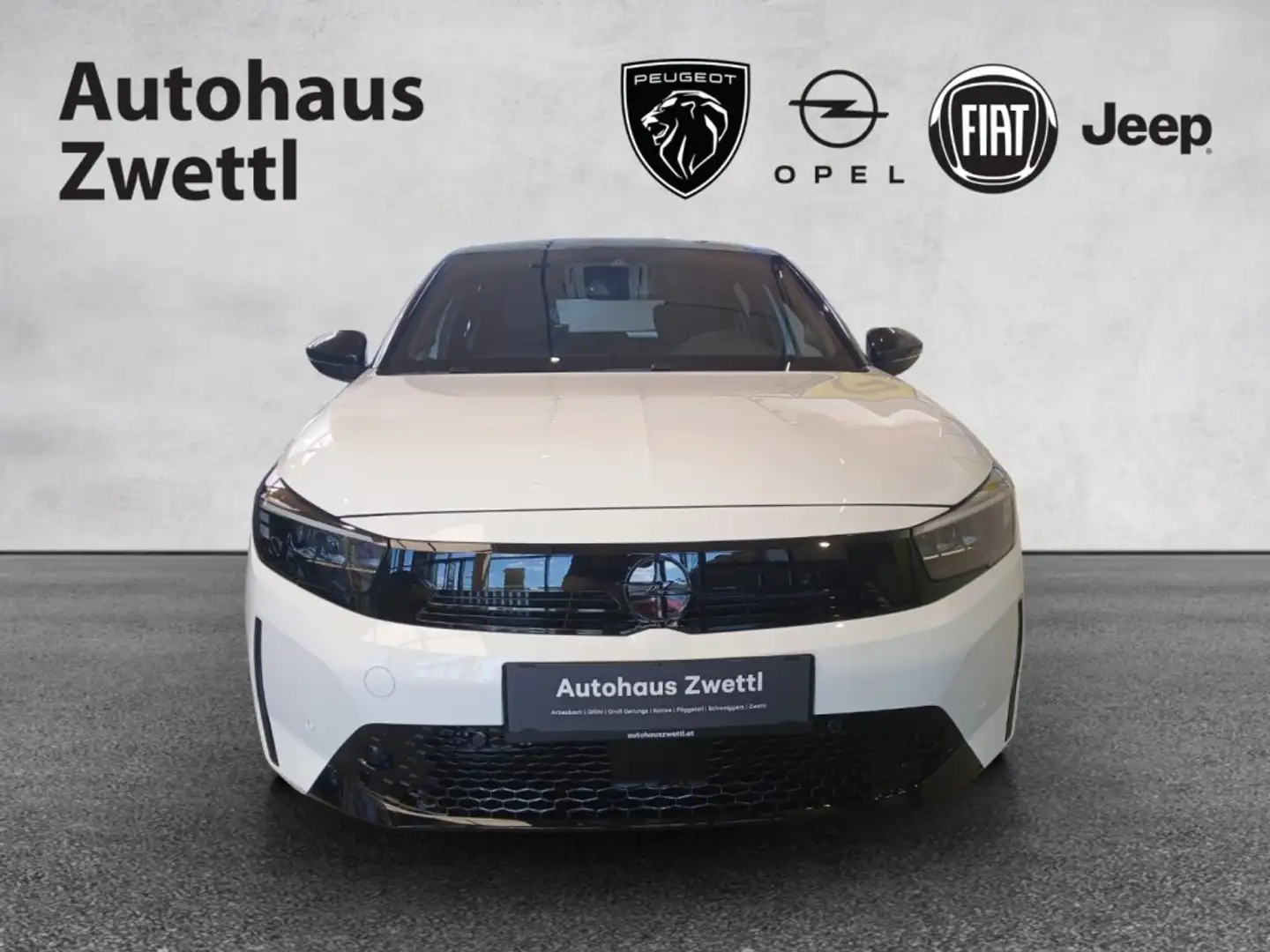 Opel Corsa GS PT 130 AT8 Белый - 2