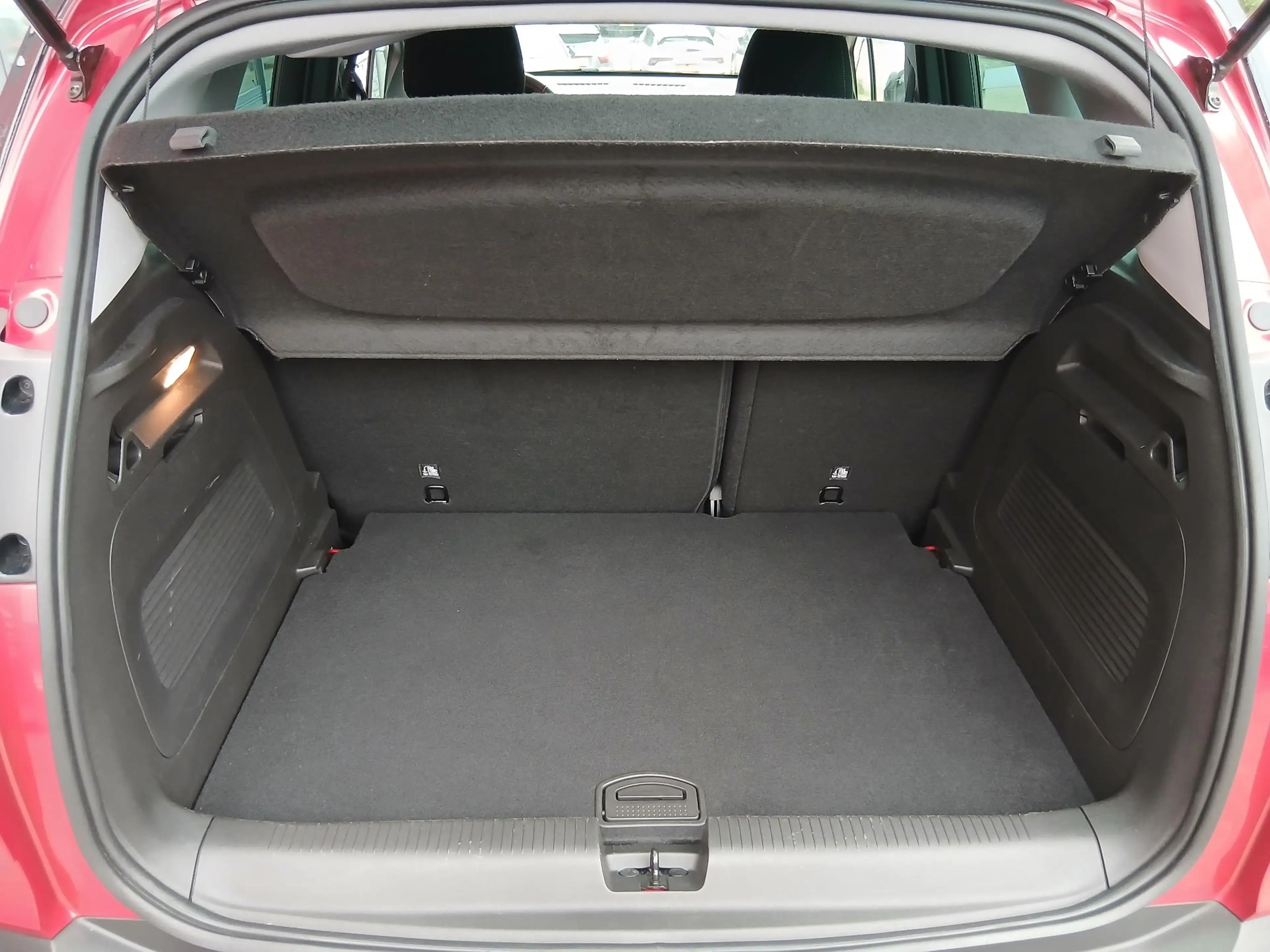 Opel Crossland 1.2 Turbo Elegance — photo 24